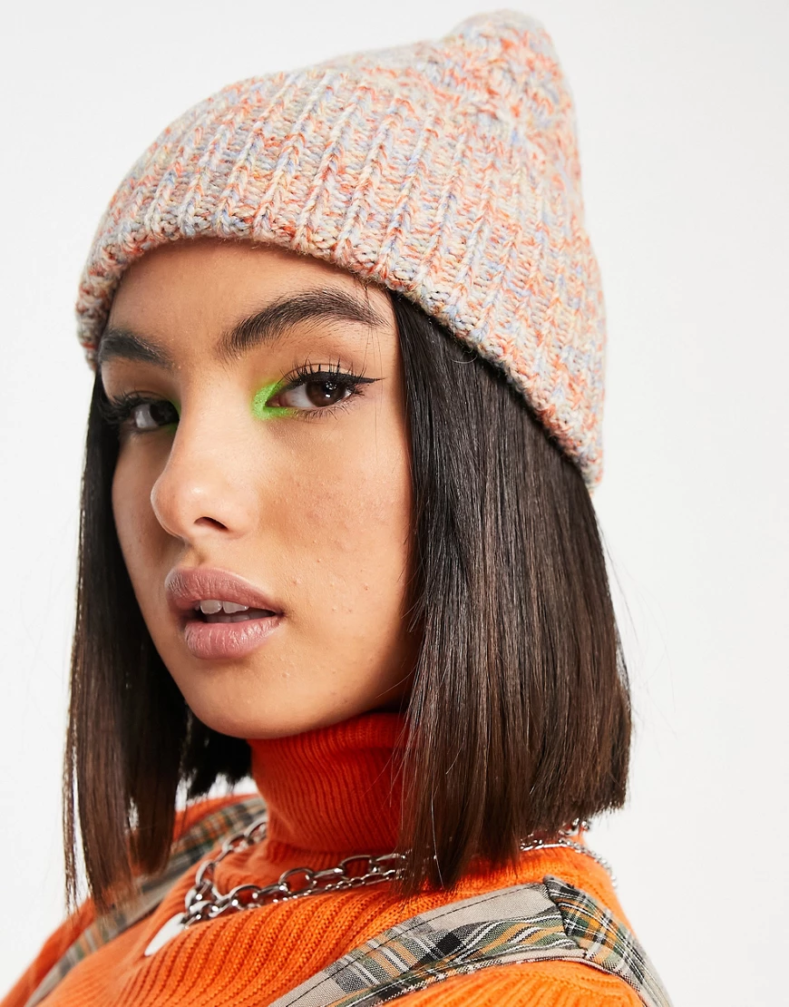 ASOS DESIGN – Mehrfarbige Strickmütze mit verschiedenen Zopfmustern und bre günstig online kaufen