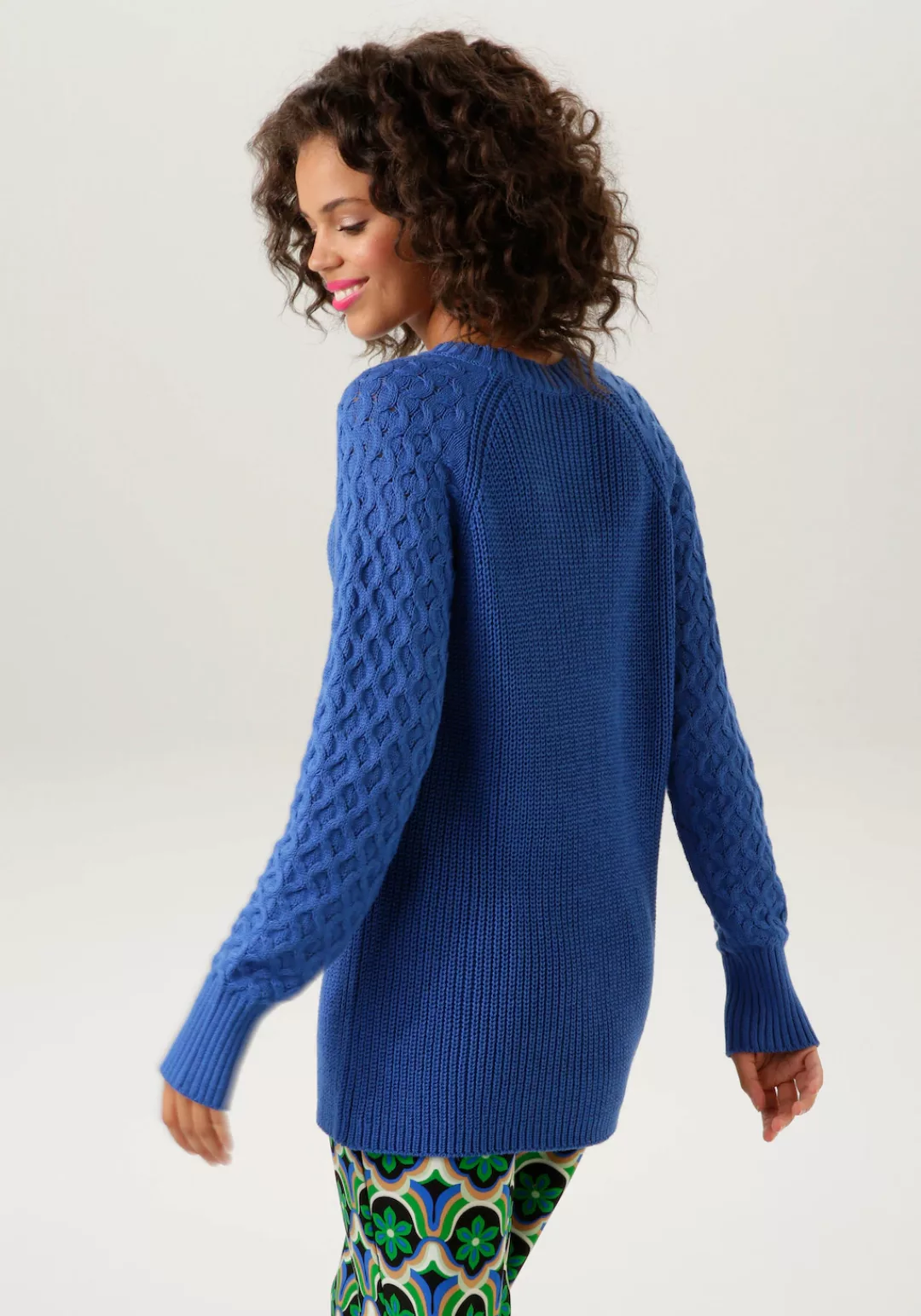 Aniston CASUAL Strickpullover, mit trendig gemusterten Raglanärmeln günstig online kaufen