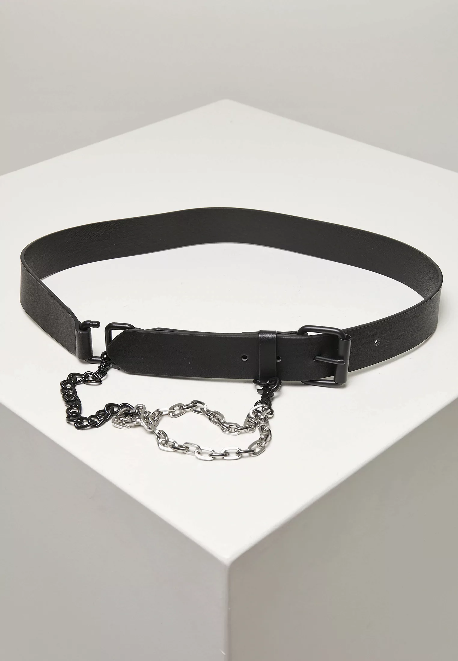 URBAN CLASSICS Hüftgürtel "Accessories Imitation Leather Belt With Metal Ch günstig online kaufen
