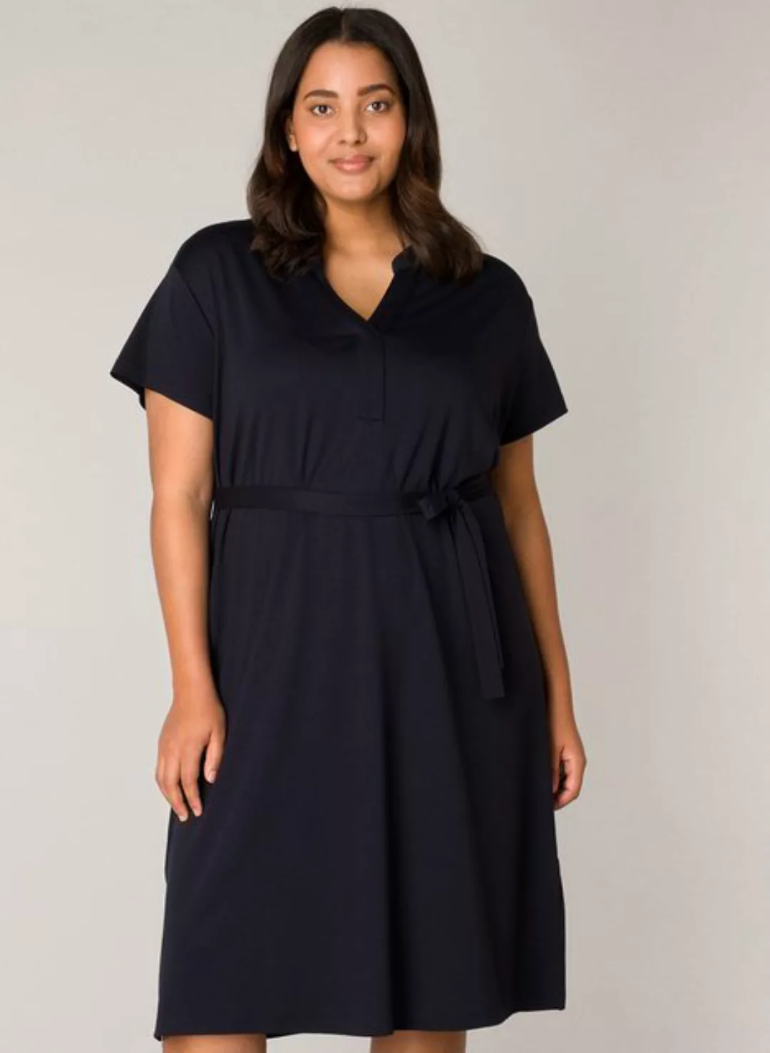 Base Level Curvy Sommerkleid mit Bindegürtel günstig online kaufen