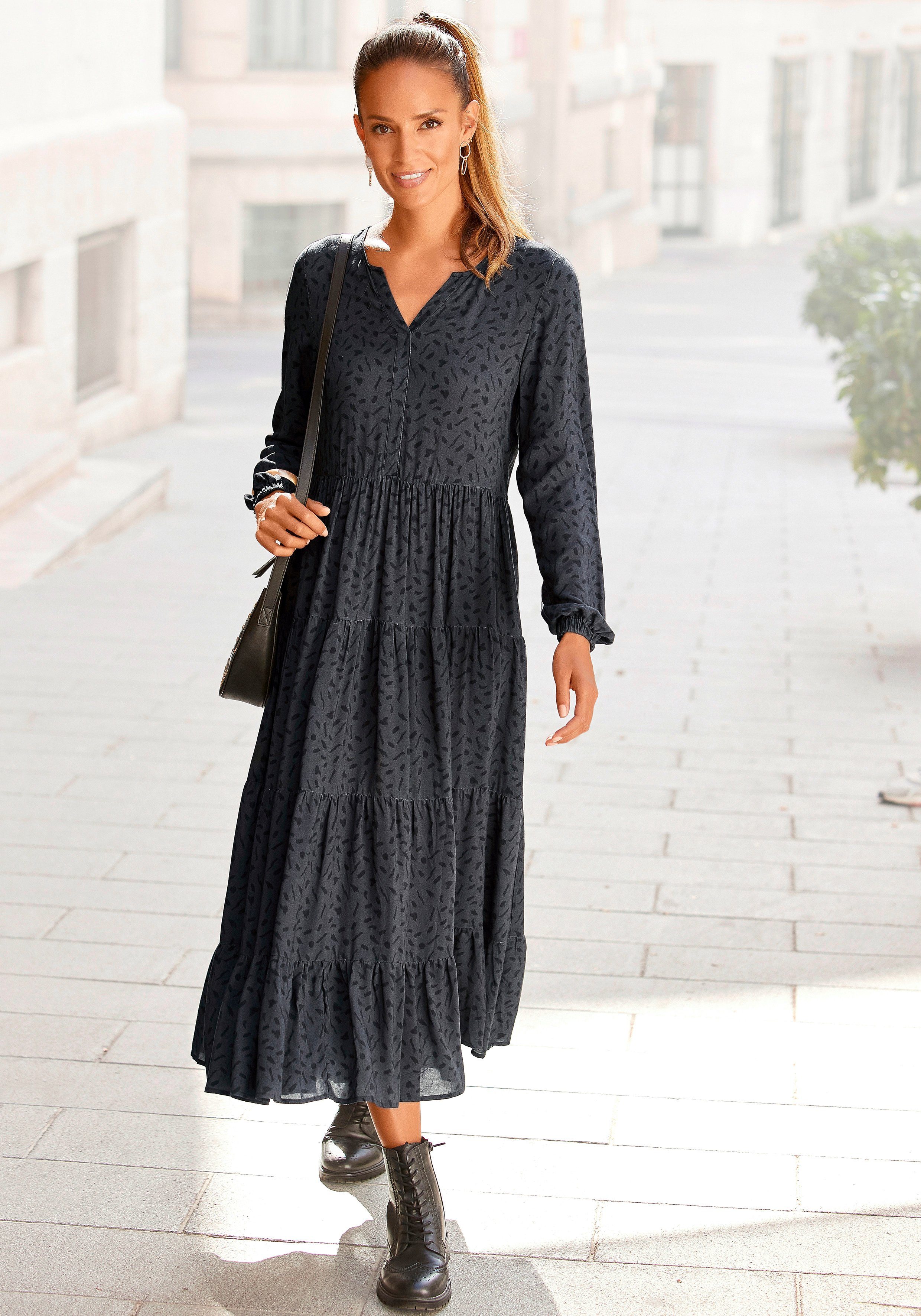 LASCANA Maxikleid mit Alloverprint und Volants, günstig online kaufen