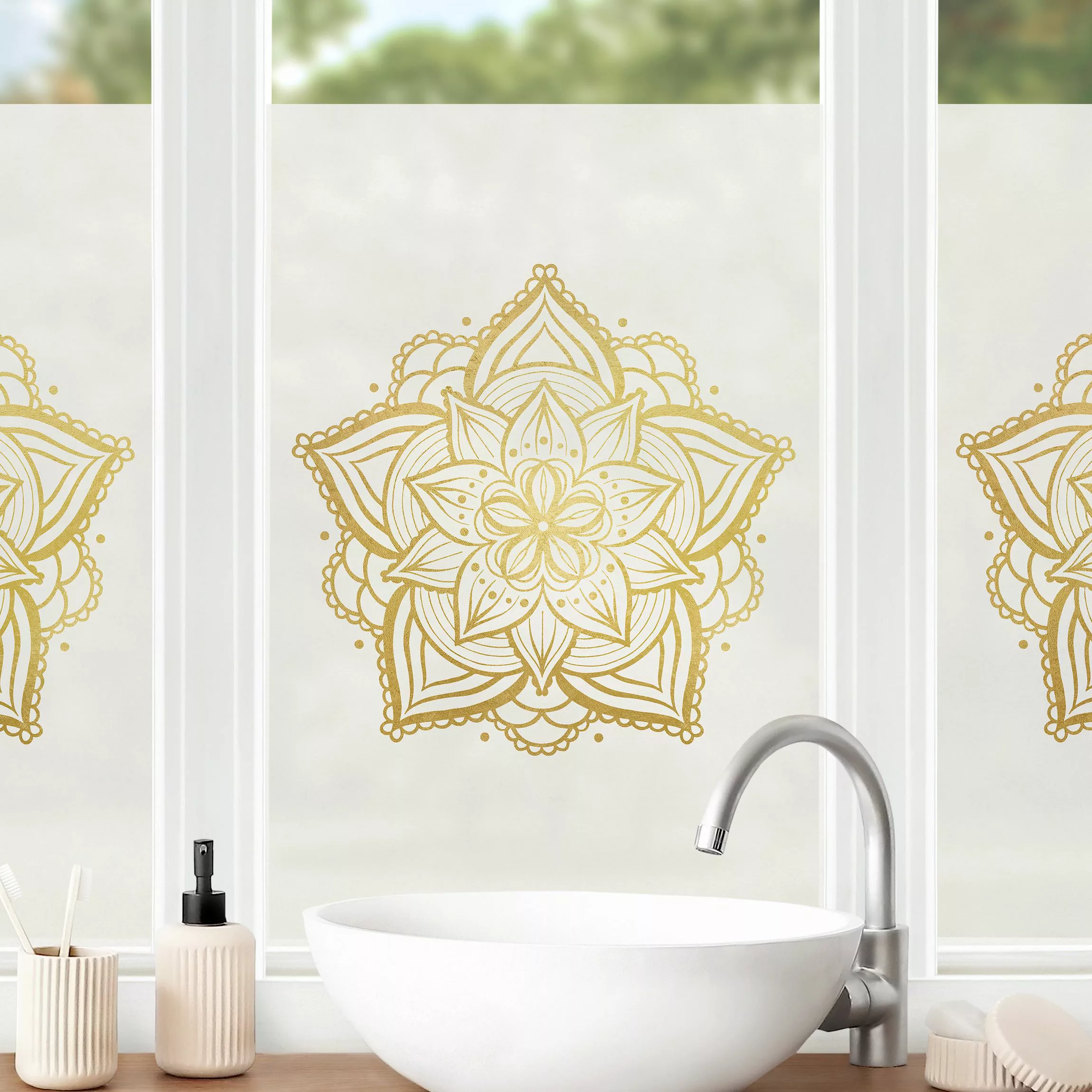 Fensterfolie Mandala Blüte Illustration weiß gold günstig online kaufen