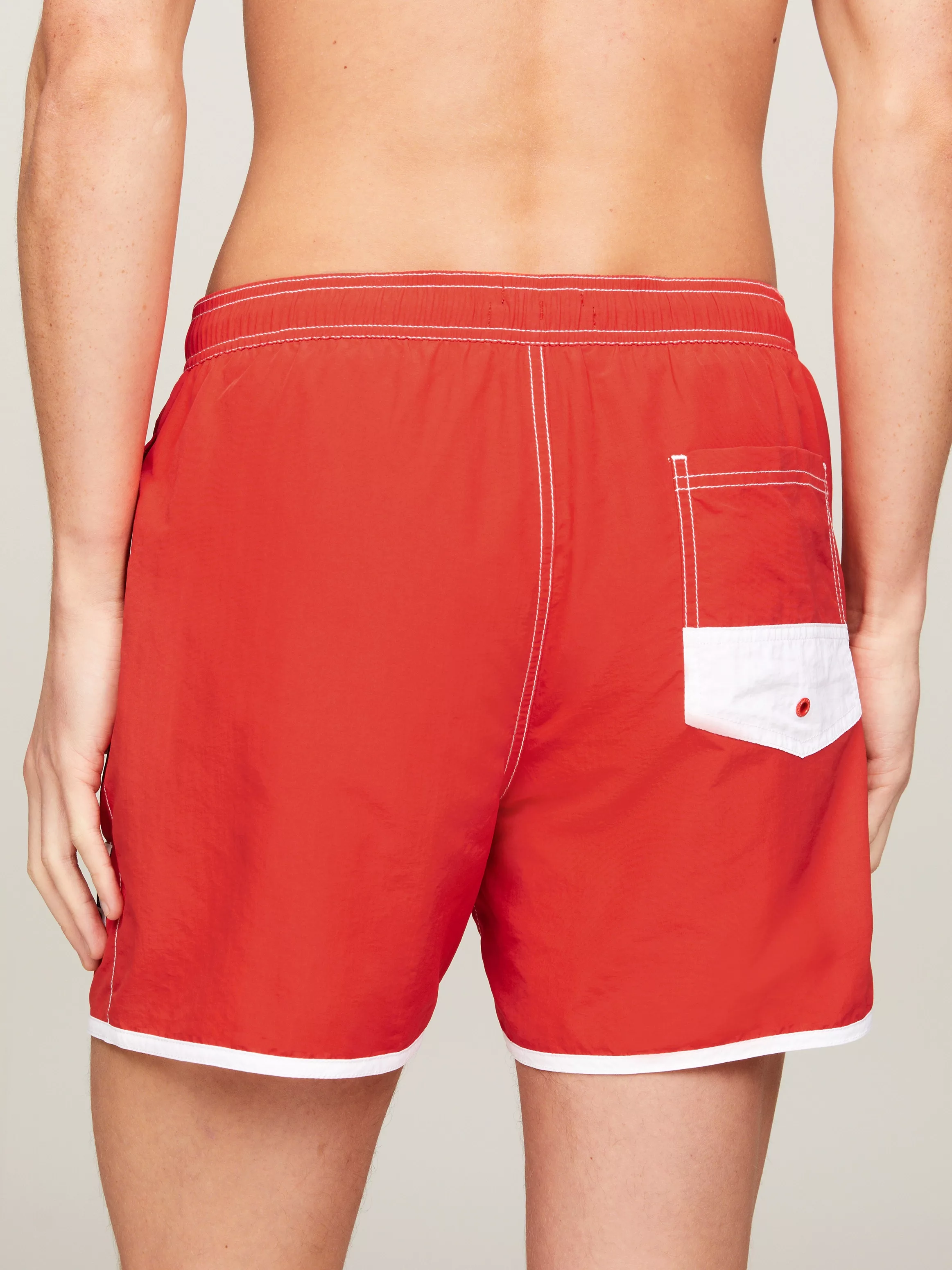 Tommy Hilfiger Swimwear Badeshorts "SF MEDIUM DRAWSTRING", mit kontrastfarb günstig online kaufen