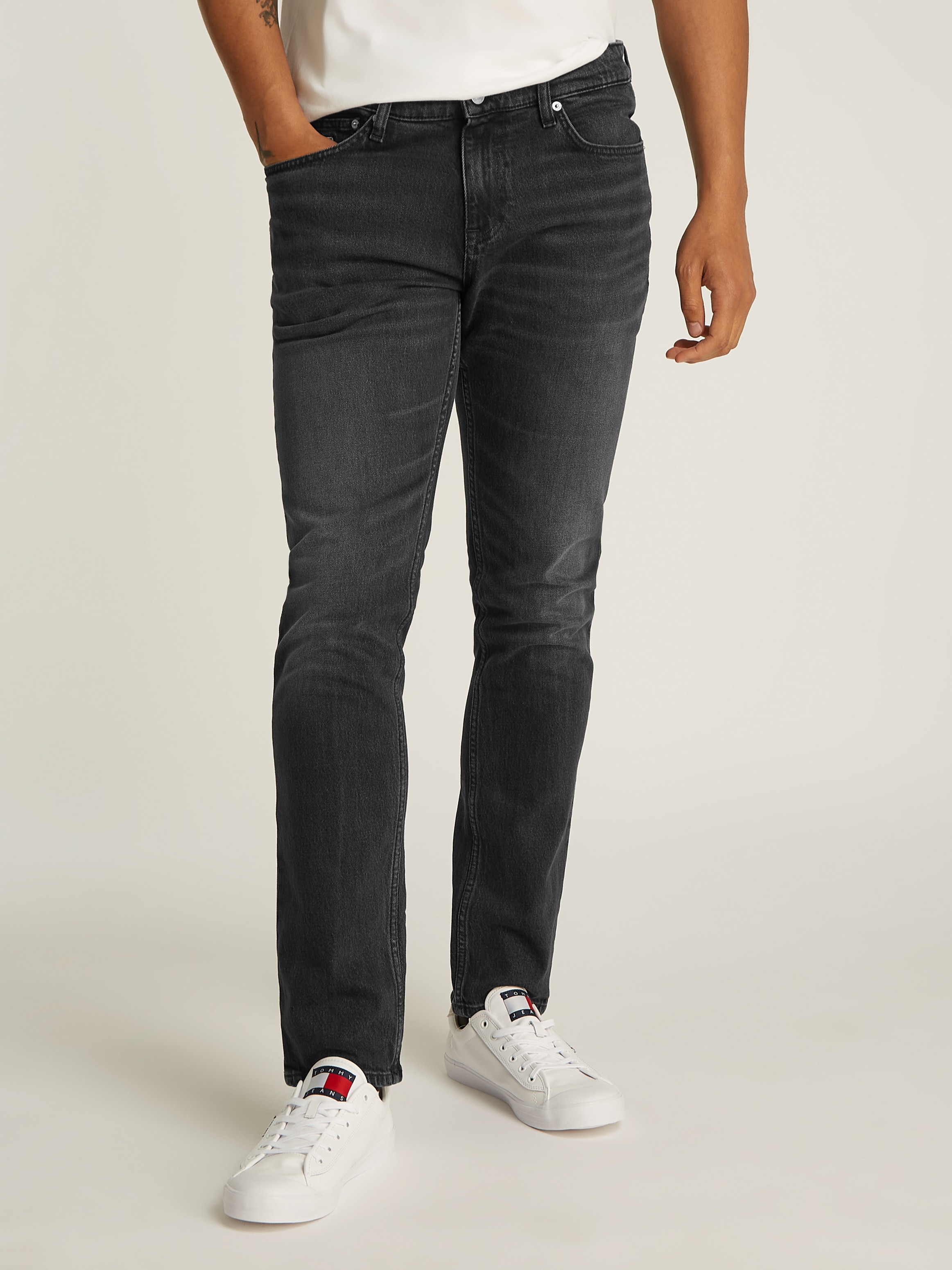 Tommy Jeans Slim-fit-Jeans, mit Logostickereien günstig online kaufen