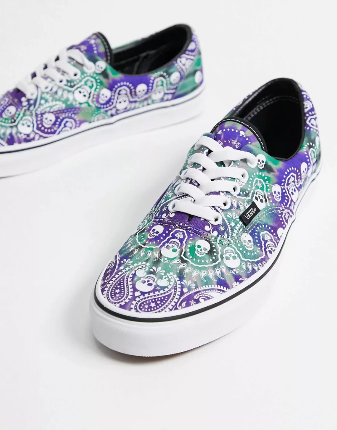 Vans – Era – Sneaker mit lila Batikmuster günstig online kaufen