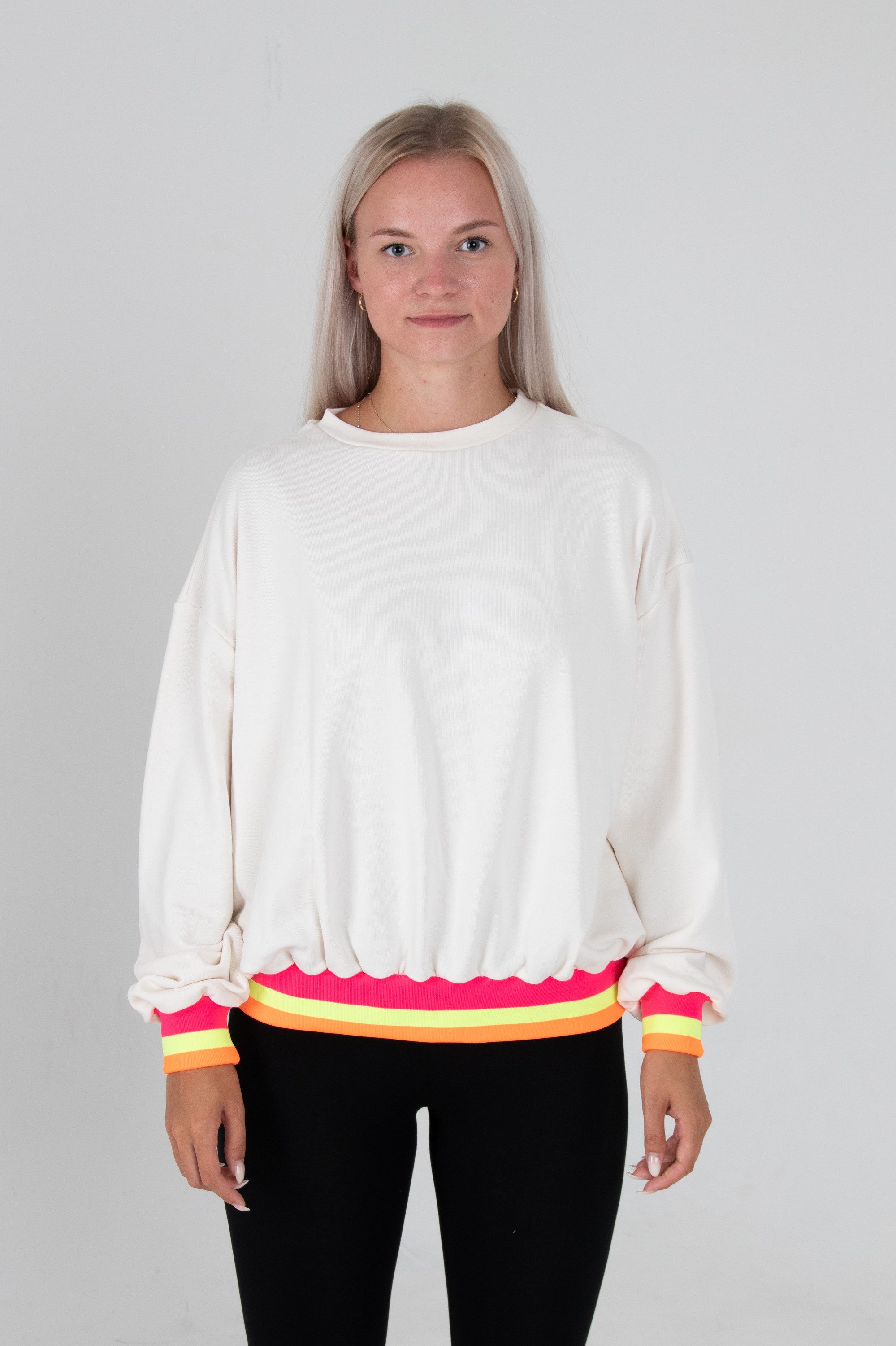 Be Famous Sweater Oversized Neon Cuff günstig online kaufen