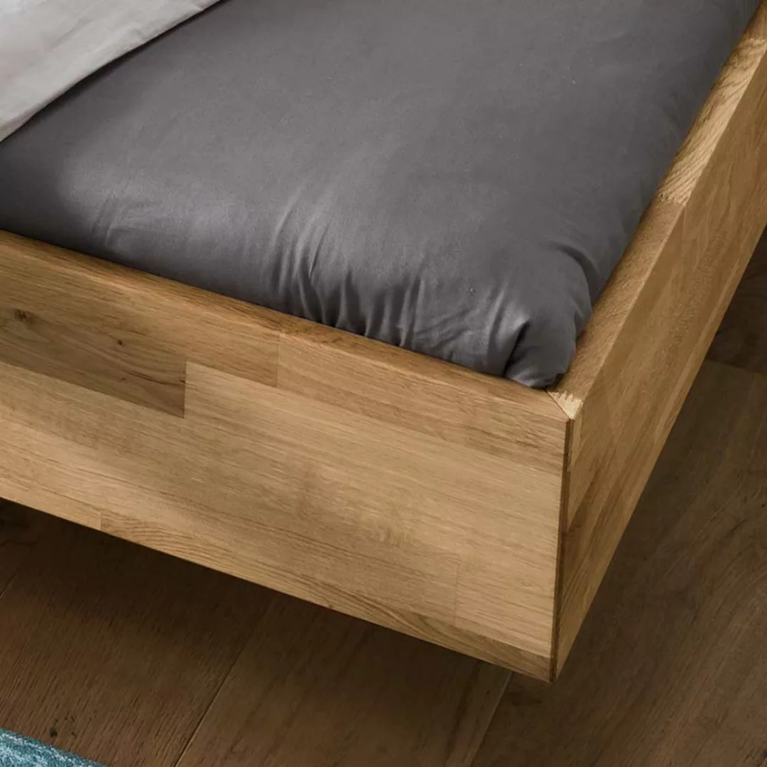 Massivholz Bett aus Wildeiche geölt Schwebesockel günstig online kaufen