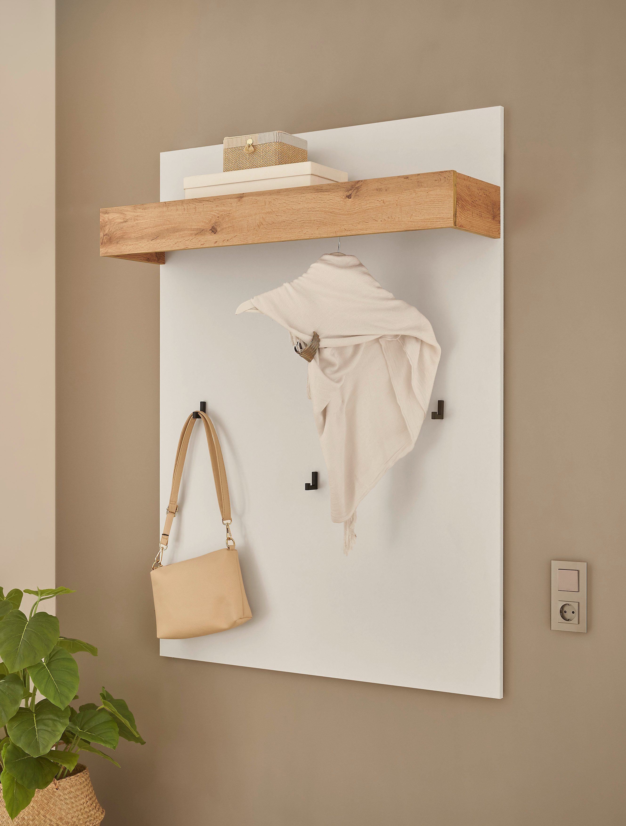 INOSIGN Garderobenpaneel "GiRON/CiTY, Wandregal in vier Farben, Flurgardero günstig online kaufen