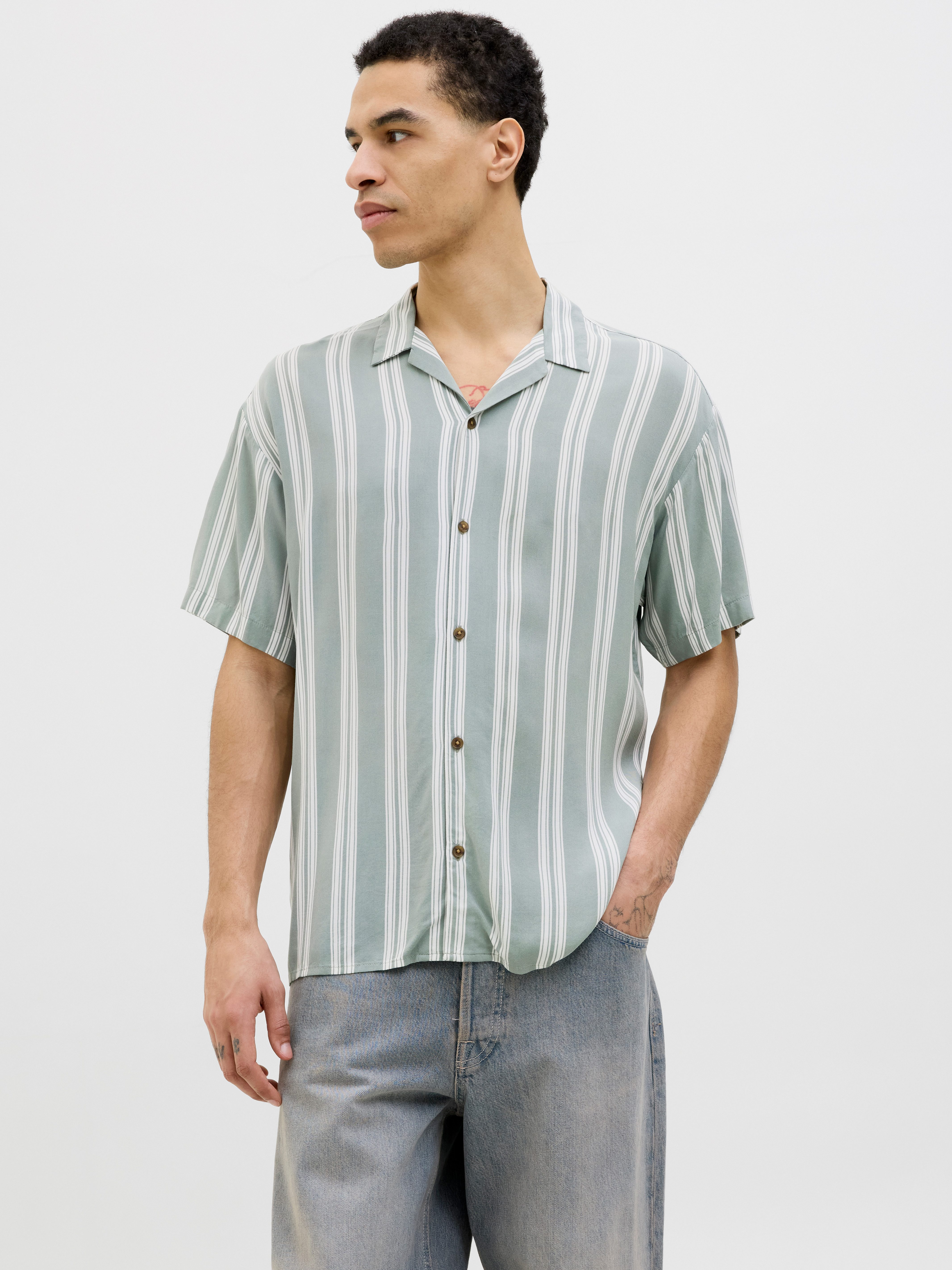 Jack & Jones Kurzarmhemd JJEJEFF STRIPE günstig online kaufen