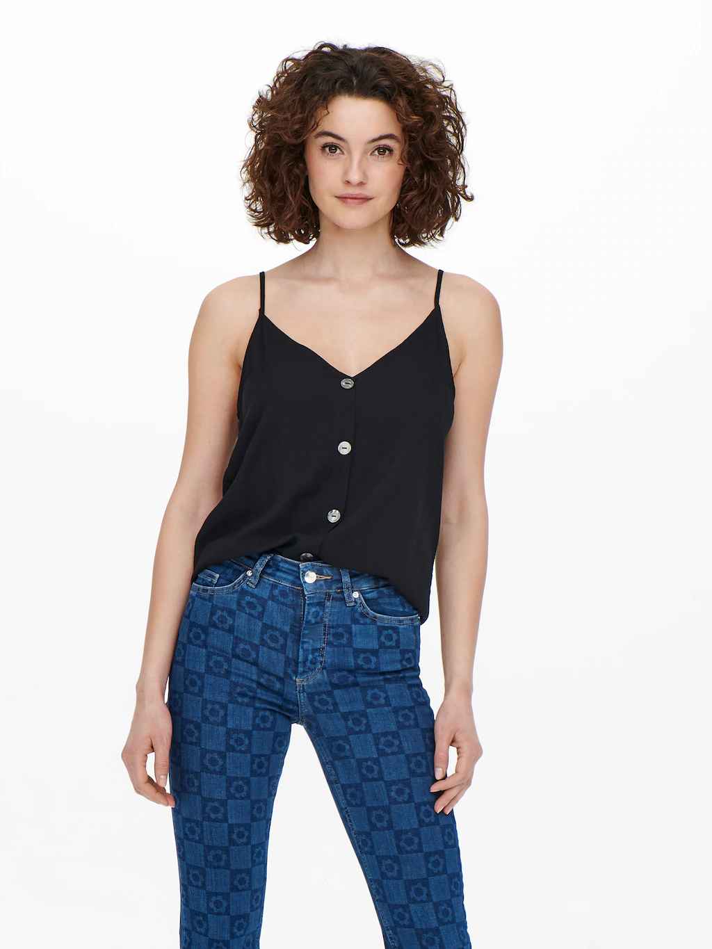 ONLY Trägertop "ONLNELLY LIFE BUTTON SINGLET SOLID NOOS" günstig online kaufen