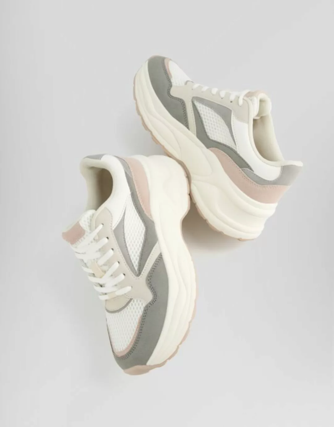 Bershka Kombinierte Sneaker Mit Netzstoff Damen 34 Kombiniert günstig online kaufen