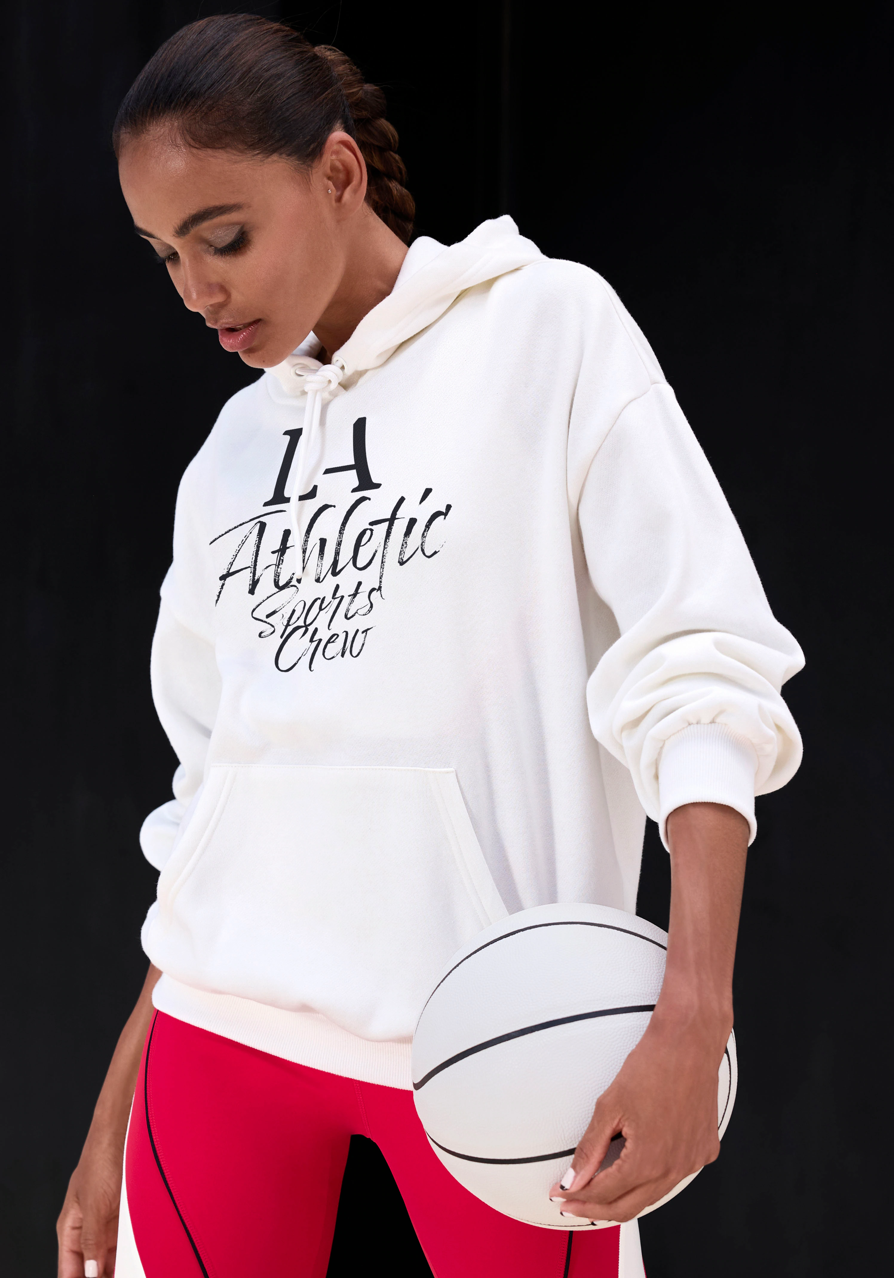 LASCANA ACTIVE Kapuzenpullover, mit sportlichem Schriftzug günstig online kaufen