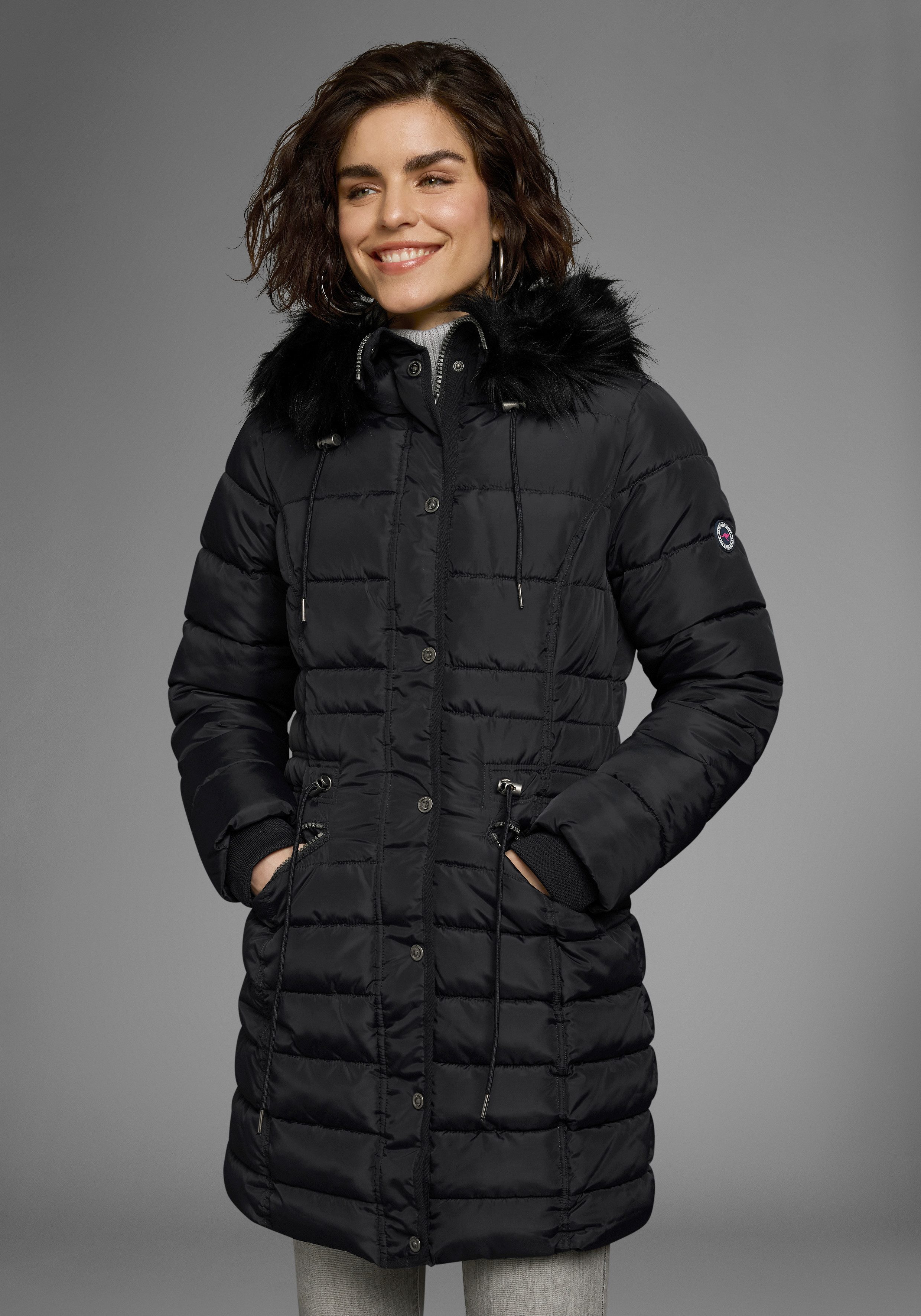 KangaROOS Steppjacke, mit Kapuze, figurbetonter Schnitt, mit Reißverschluss günstig online kaufen
