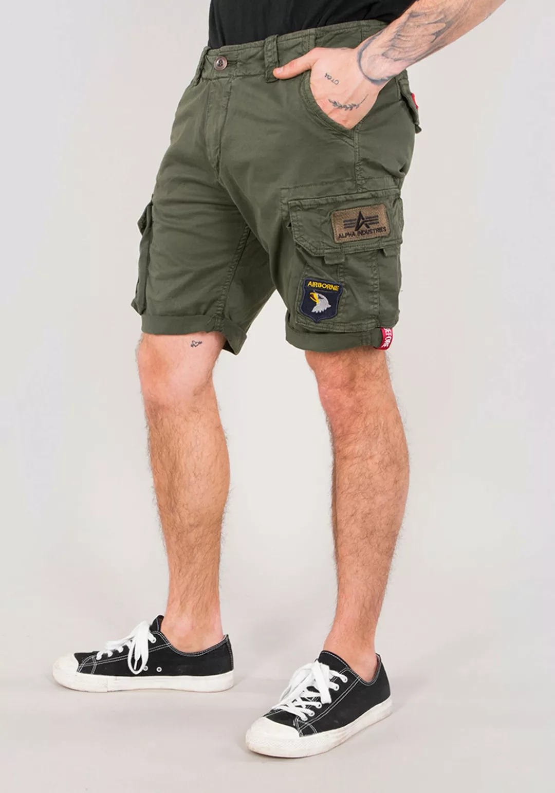 Alpha Industries Shorts "Alpha Industries Men - Shorts Crew Short Patch" günstig online kaufen