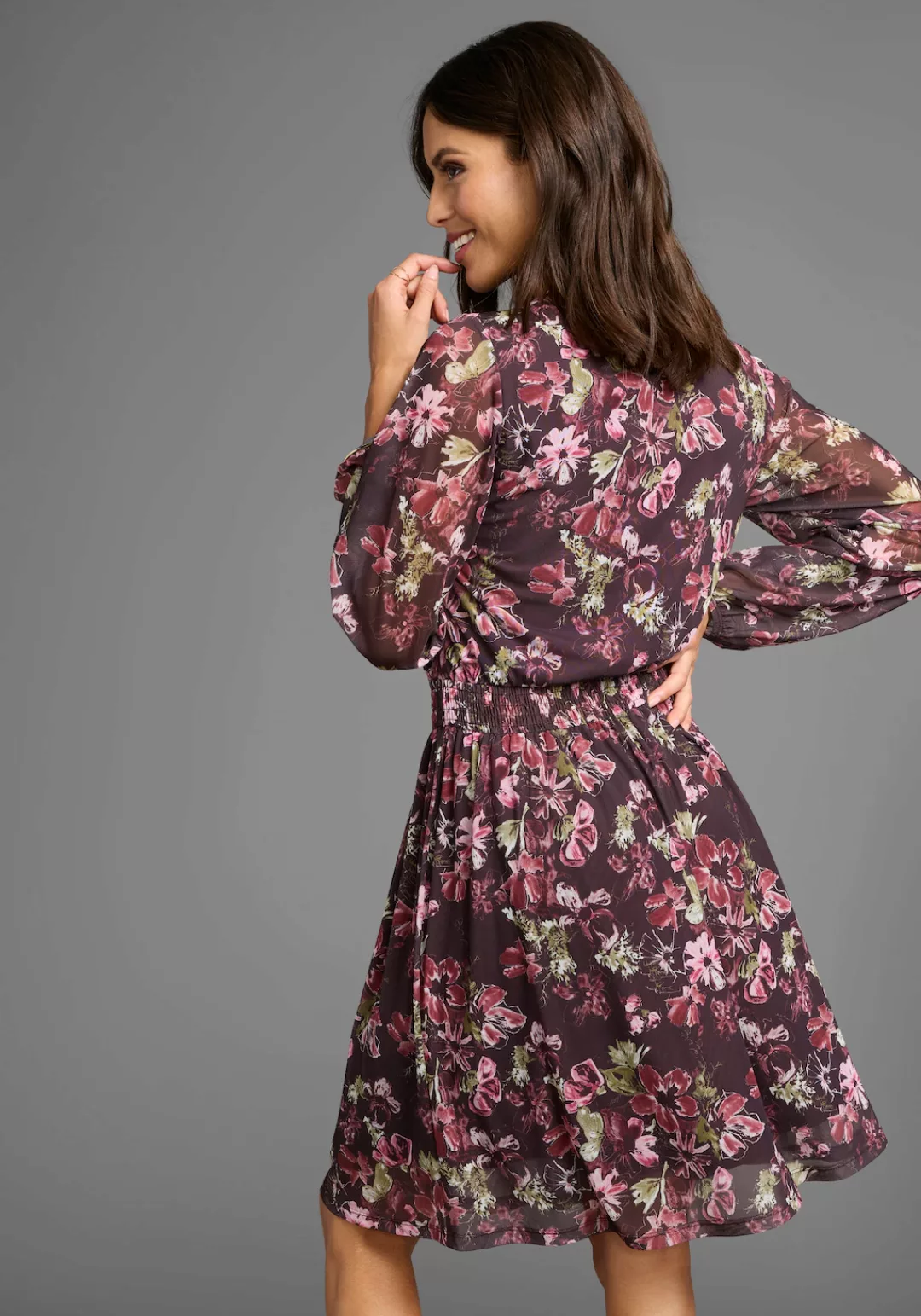 Laura Scott Meshkleid, für Jubiläumsfeiern, Theaterbesuche oder Stadtbummel günstig online kaufen