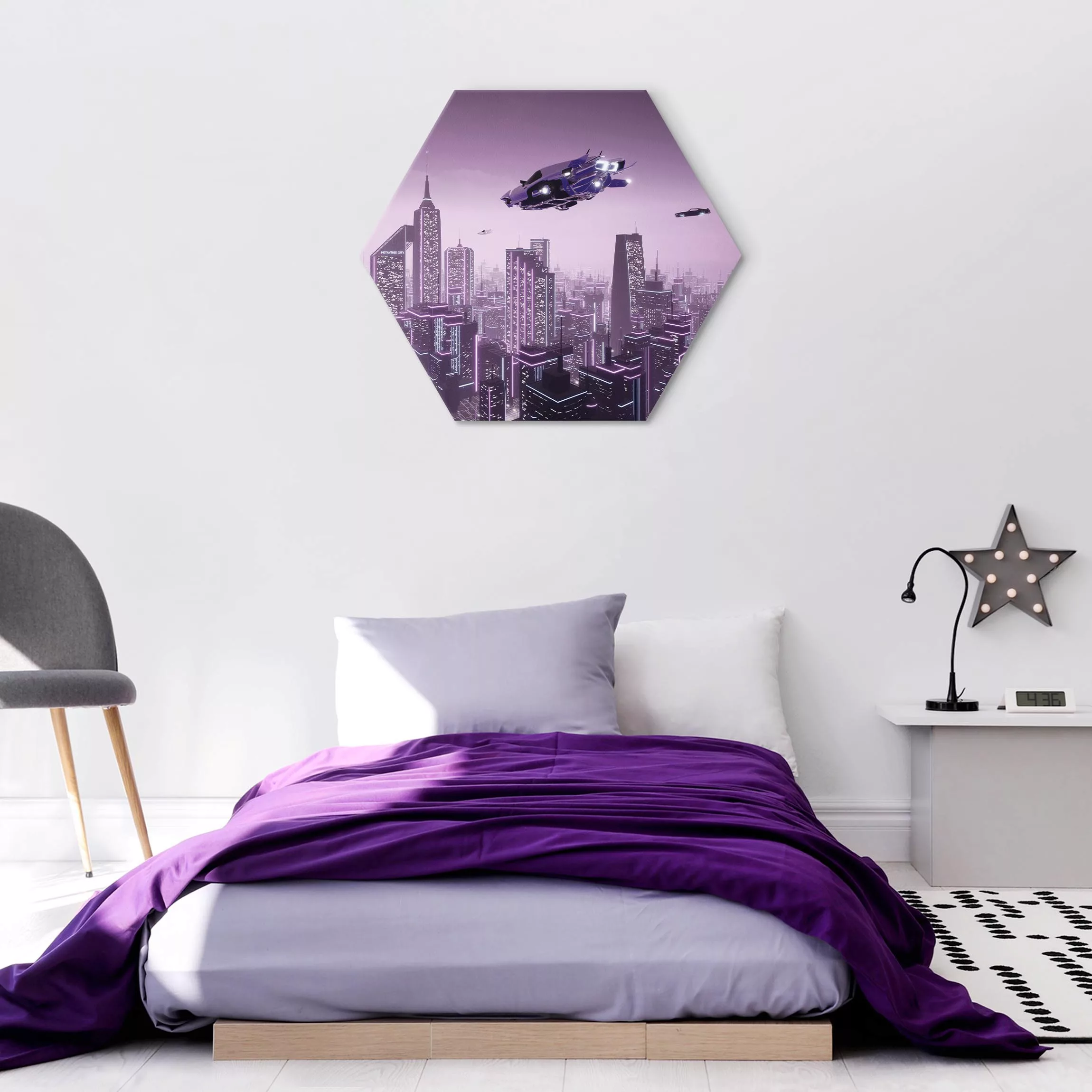 Hexagon-Alu-Dibond Bild Stadt im Neonlicht mit Raumschiffen günstig online kaufen