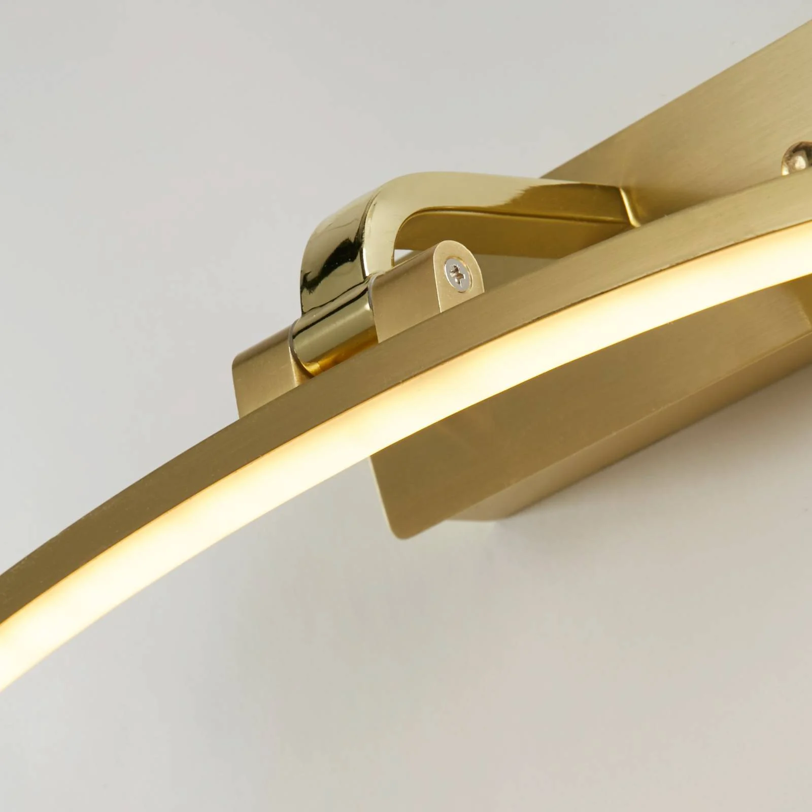 LED-Wandleuchte Santorini, Breite 40 cm, messing, neigbar günstig online kaufen