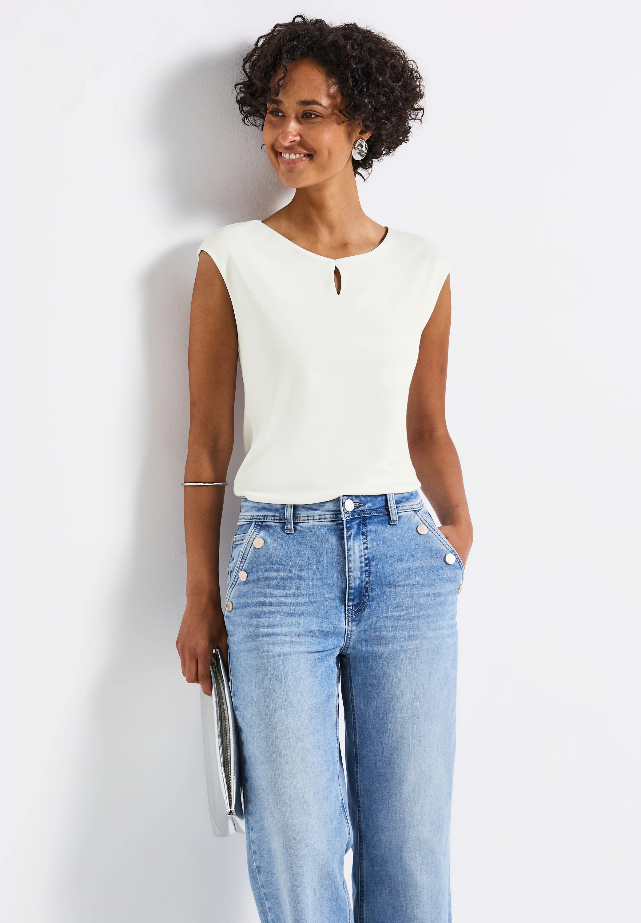 STREET ONE Shirttop "Style ADA", Rundhals mit Cut-Out-Detail günstig online kaufen