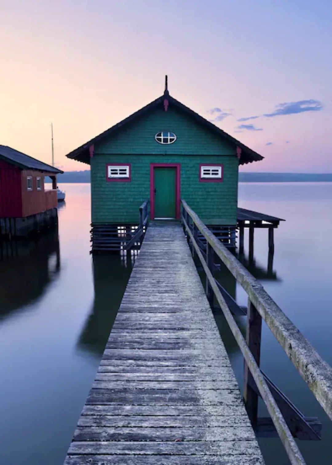 KOMAR Vlies Fototapete - Das grüne Bootshaus - Größe 200 x 280 cm mehrfarbi günstig online kaufen