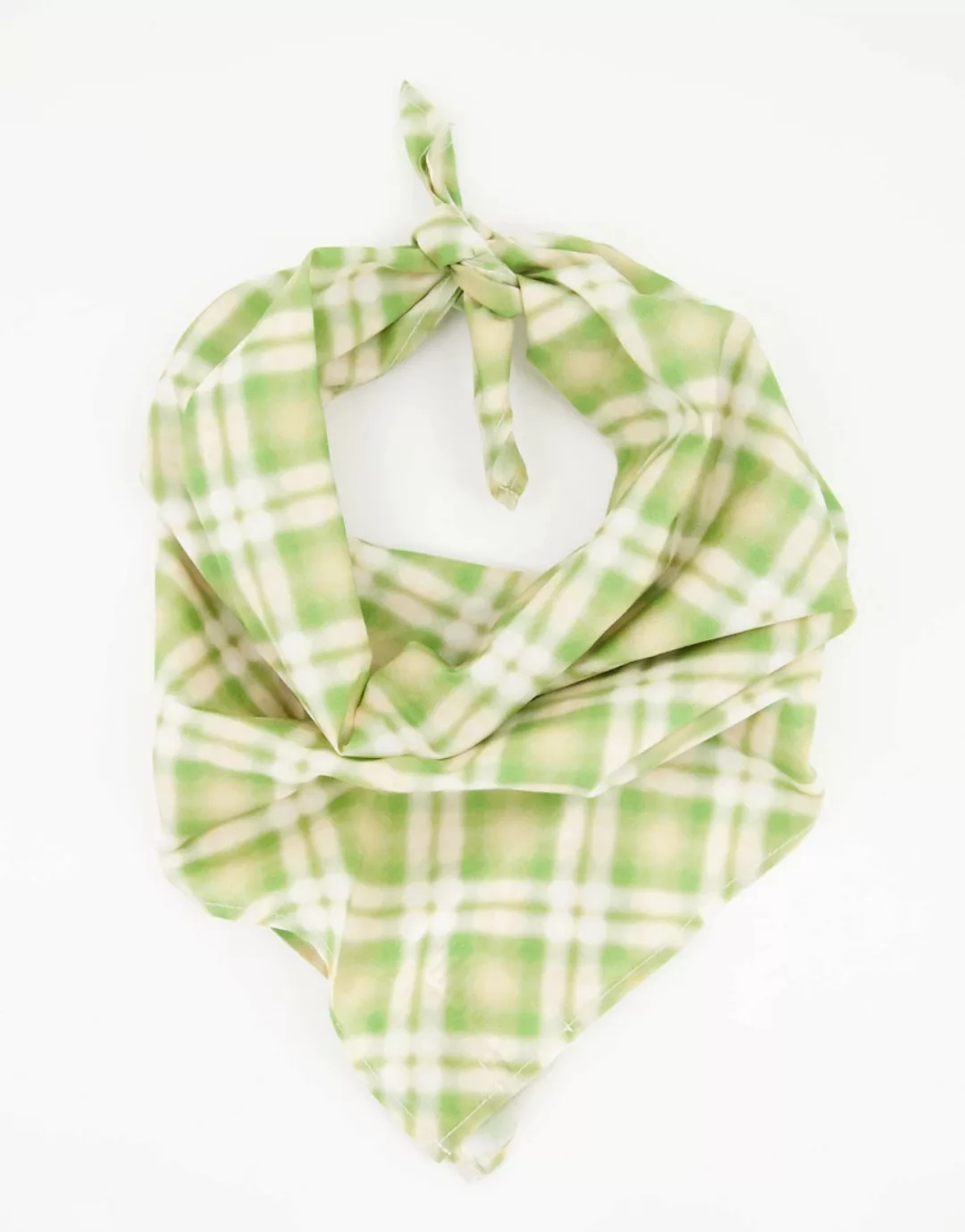 Weekday – Bam – Karierter Schal in Grün aus Bio-Baumwolle-Mehrfarbig günstig online kaufen
