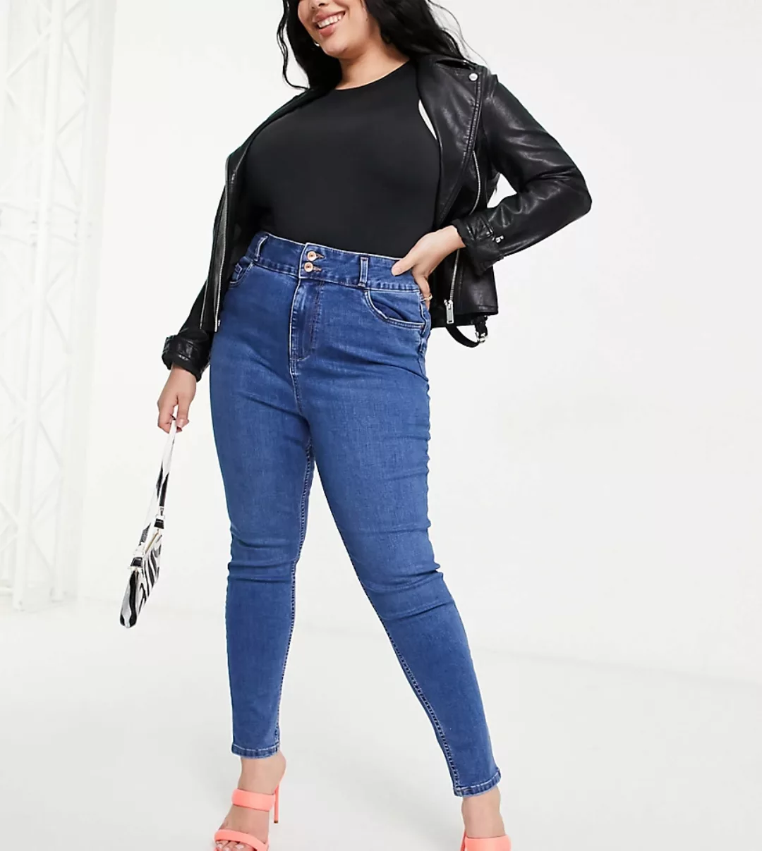 New Look Curve – Figurformende Skinny-Jeans mit hohem Bund in Blau günstig online kaufen