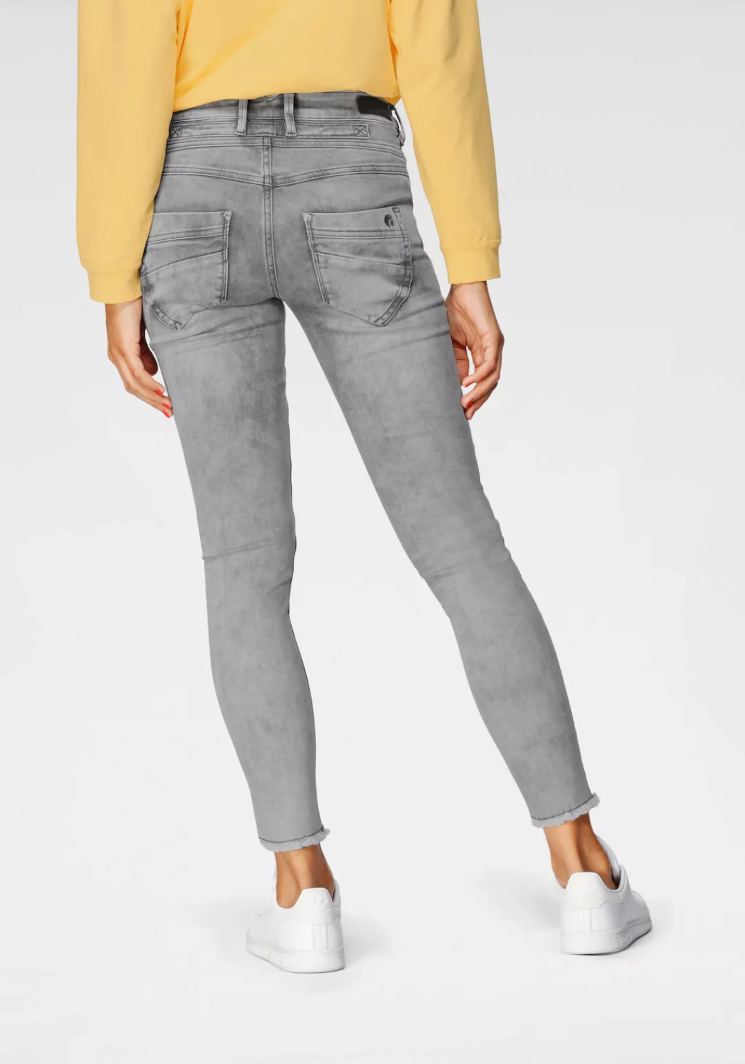 GANG Ankle-Jeans 94Medina mit leicht ausgefranster Kante am Saumabschluss günstig online kaufen