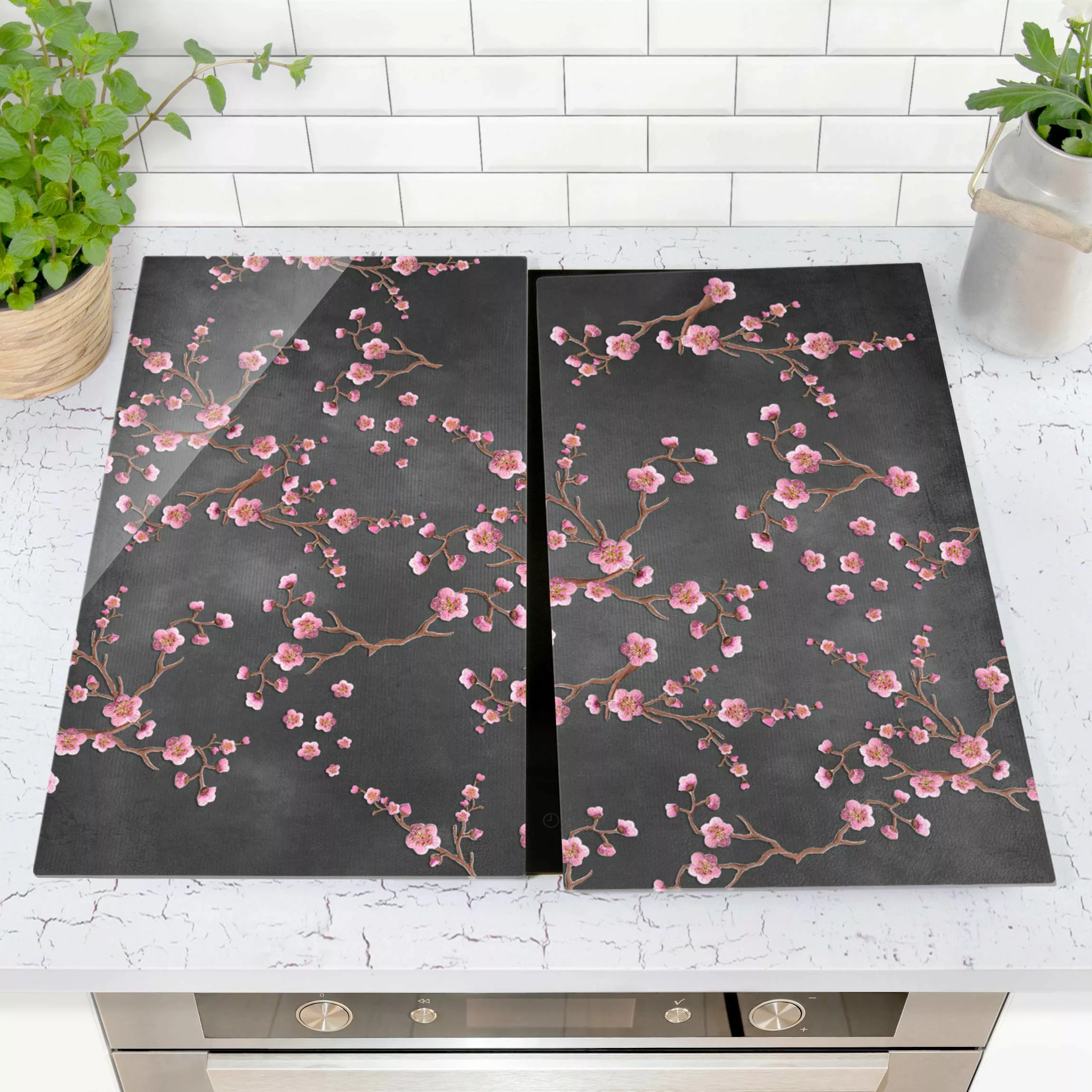 Herdabdeckplatte Kirschblüten auf Schwarz günstig online kaufen