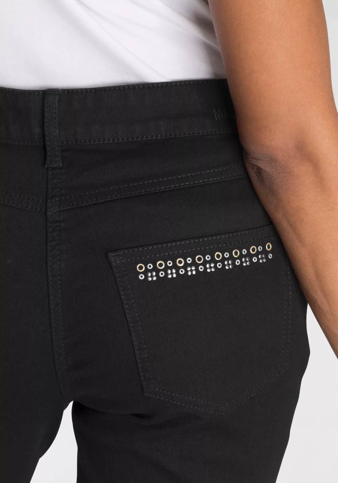 MAC Gerade Jeans "Melanie-Rock", Nietenbesatz an den hinteren Taschen günstig online kaufen