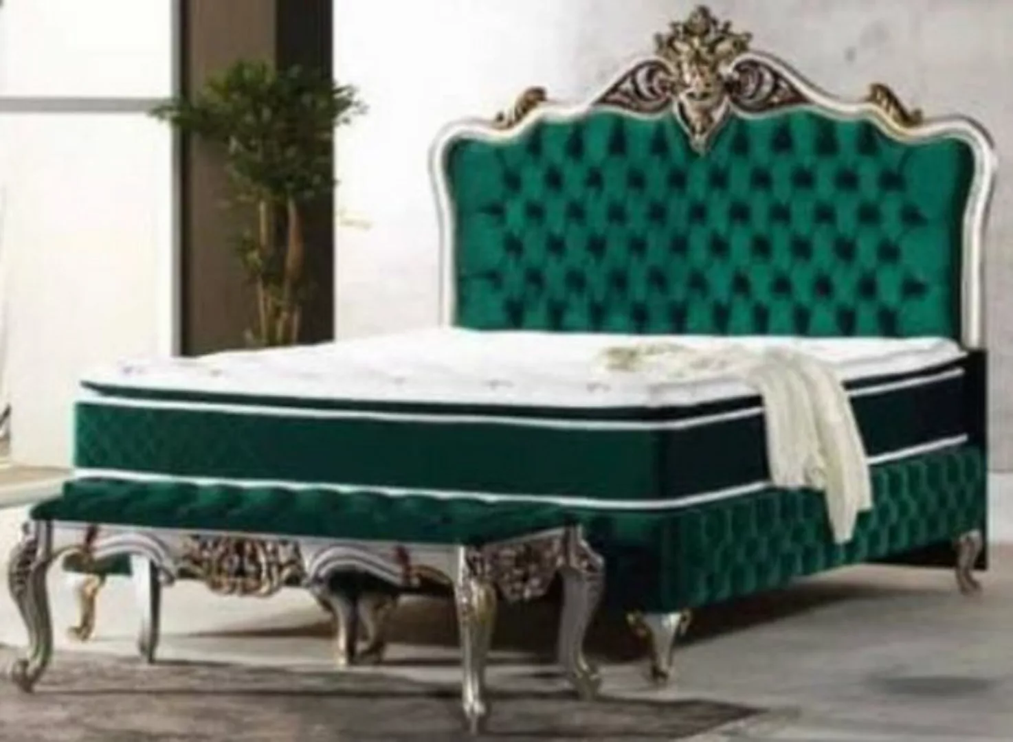 Casa Padrino Bett Doppelbett Grün / Silber / Antik Gold - Prunkvolles Bett günstig online kaufen