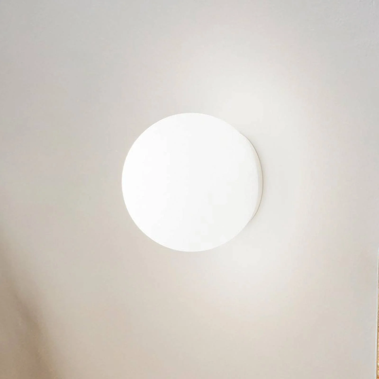 Ideal Lux Wandleuchte Mapa, Ø 20 cm, E27, weiß, Glas, Kugel günstig online kaufen
