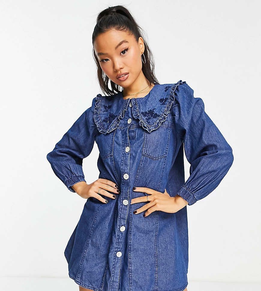 River Island Petite – Kurzes Jeanskleid in Schwarz mit Puffärmeln und Krage günstig online kaufen