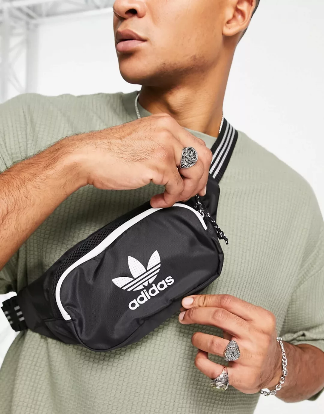 Adidas Originals Gürteltasche One Size Black / White günstig online kaufen