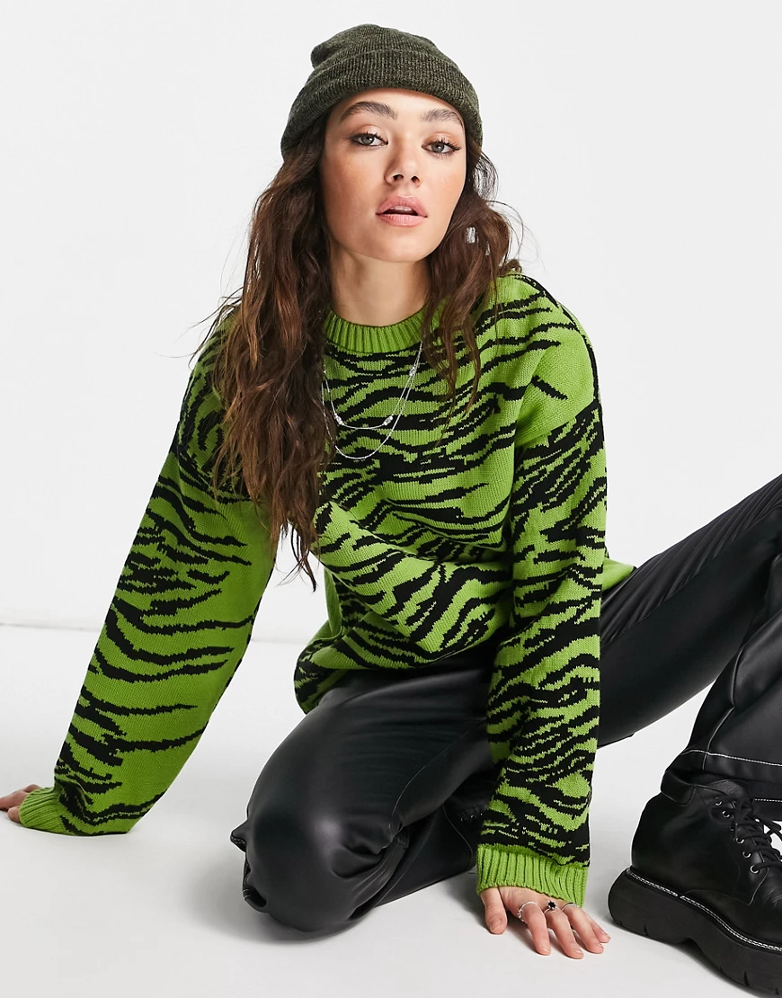 ASOS DESIGN – Pullover in Grün mit Tierfellmuster günstig online kaufen