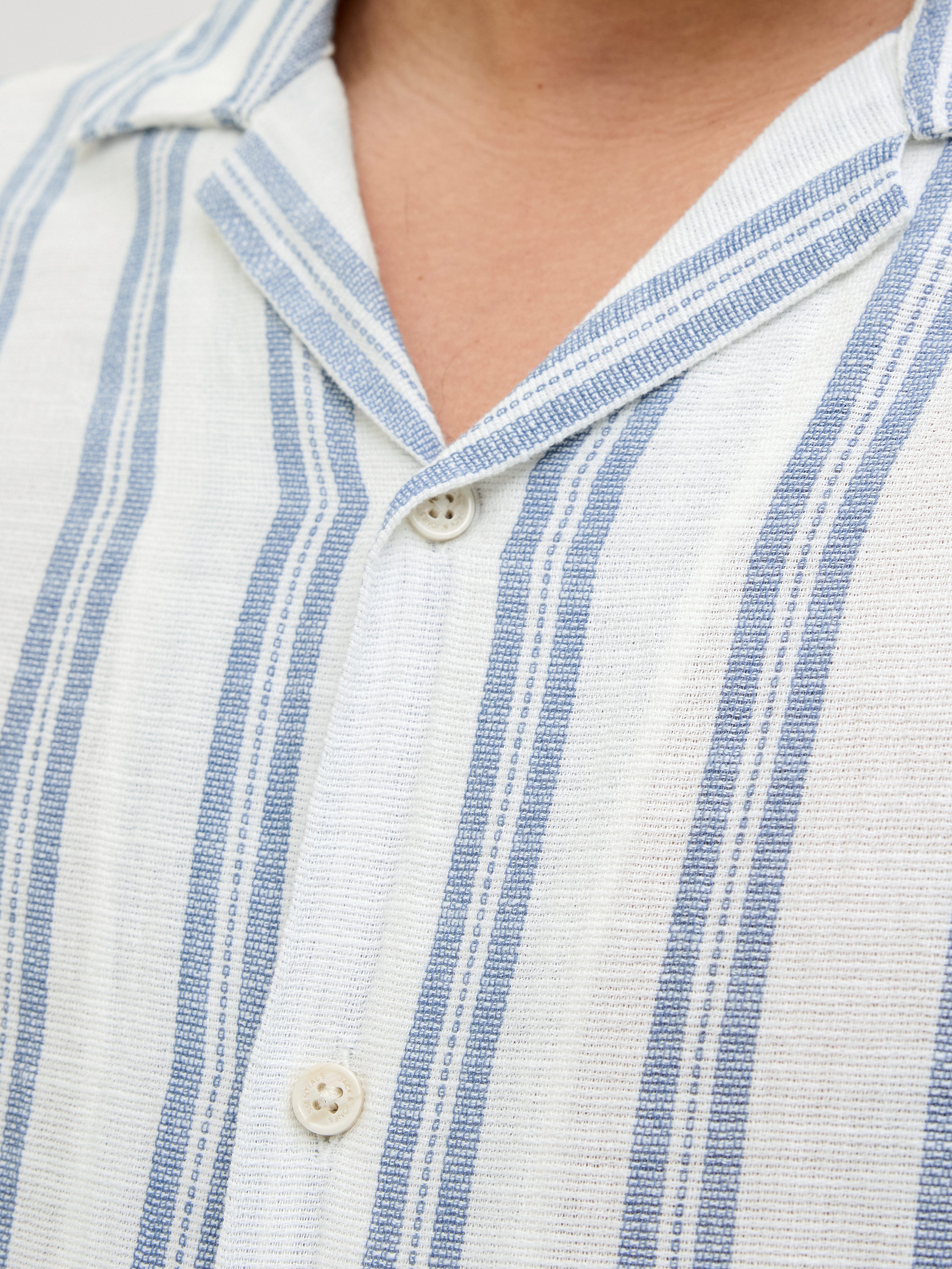 Jack & Jones Herren Freizeit Hemd JJEENZO STRIPE RESORT SHIRT Relaxed Fit günstig online kaufen