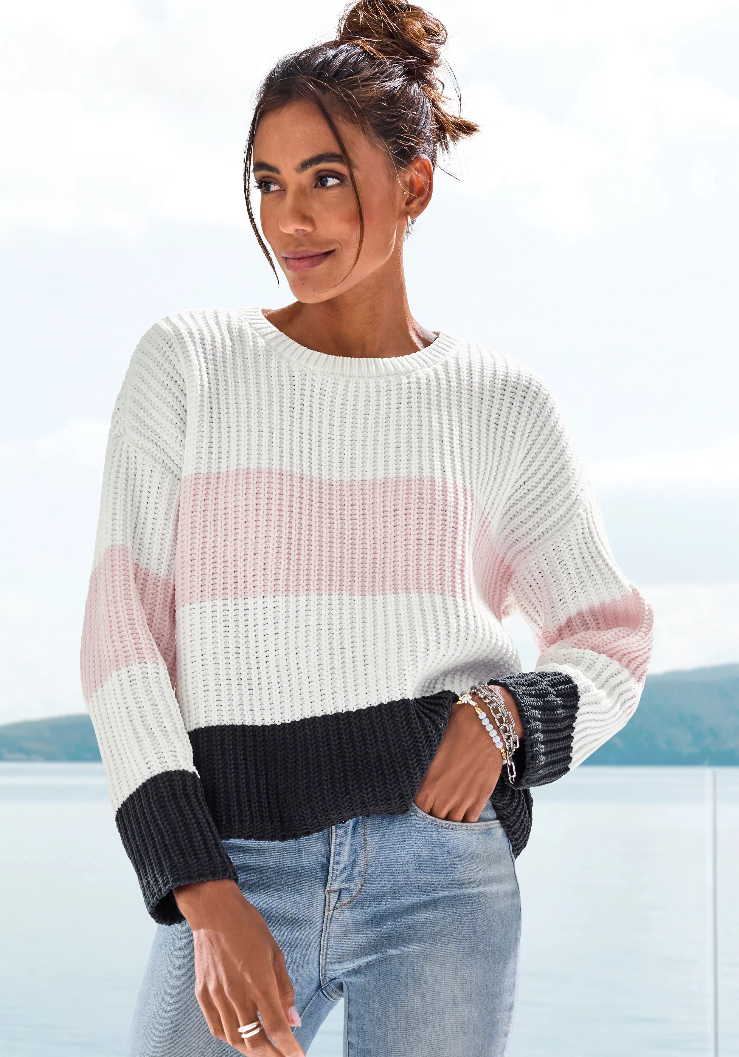 LASCANA Strickpullover, mit modischen Querstreifen, legere Passform, bequem günstig online kaufen