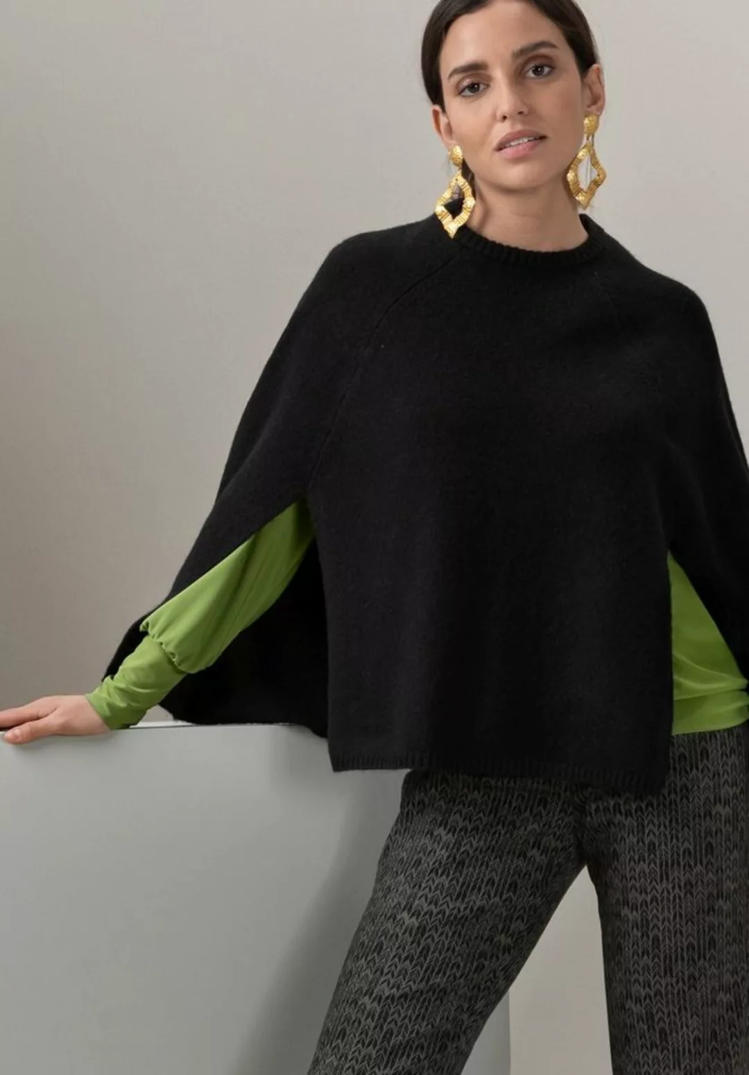 bianca Strickponcho PONCHO in angesagtem Look und soften Feinstrick günstig online kaufen