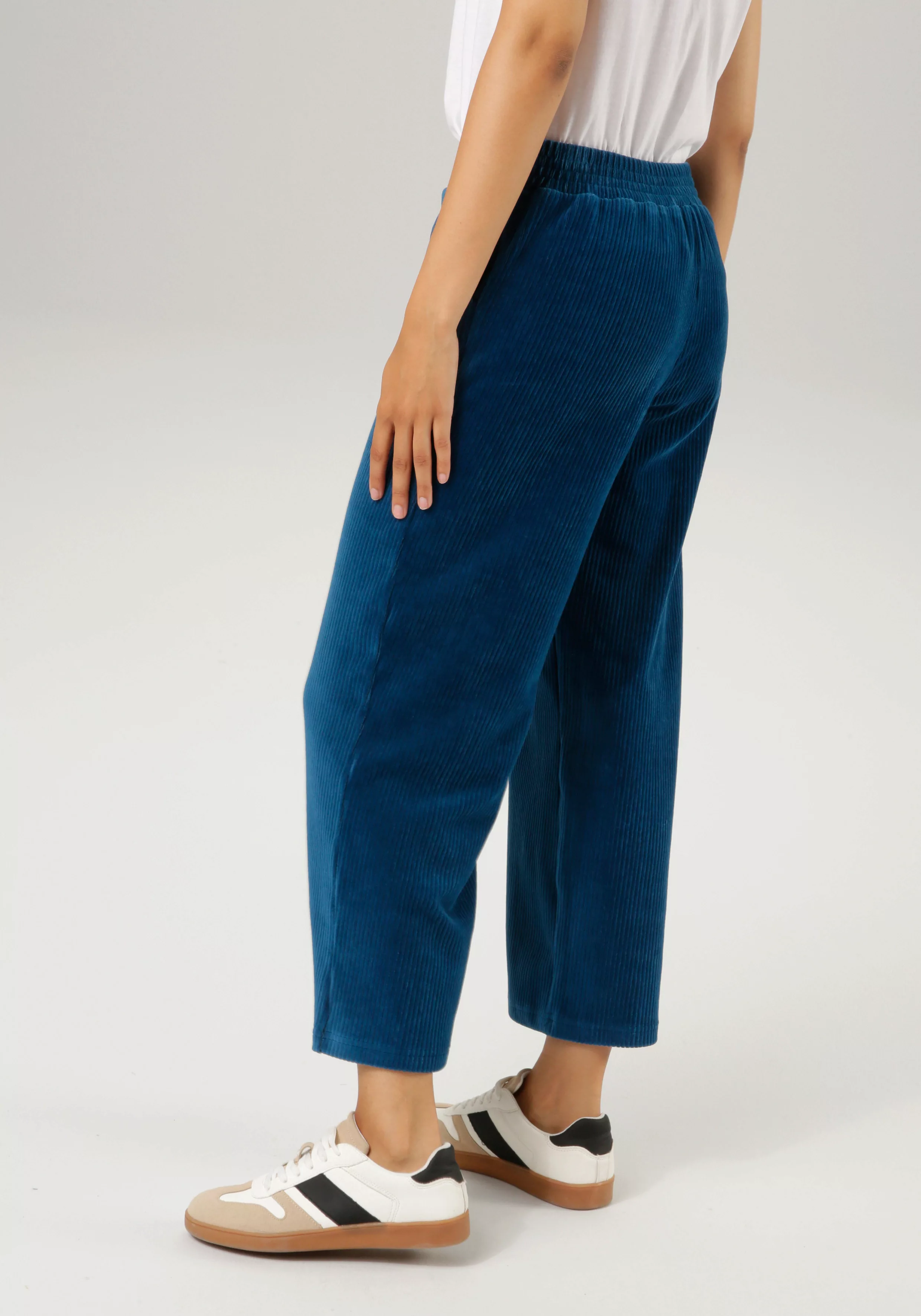 Aniston CASUAL Cordhose, in trendiger Culotte-Form günstig online kaufen