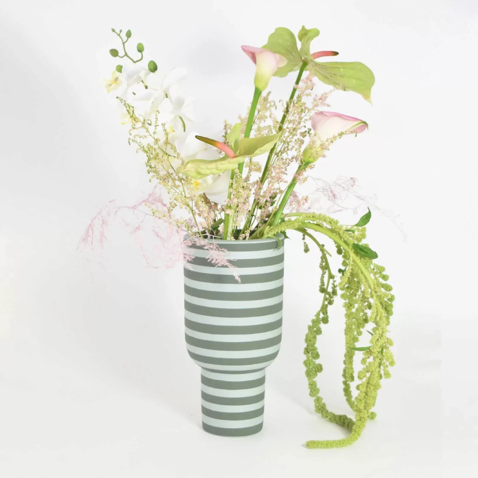 AYTM Vase Varia, grün, Ø 15 cm, Höhe 30 cm, Keramik günstig online kaufen