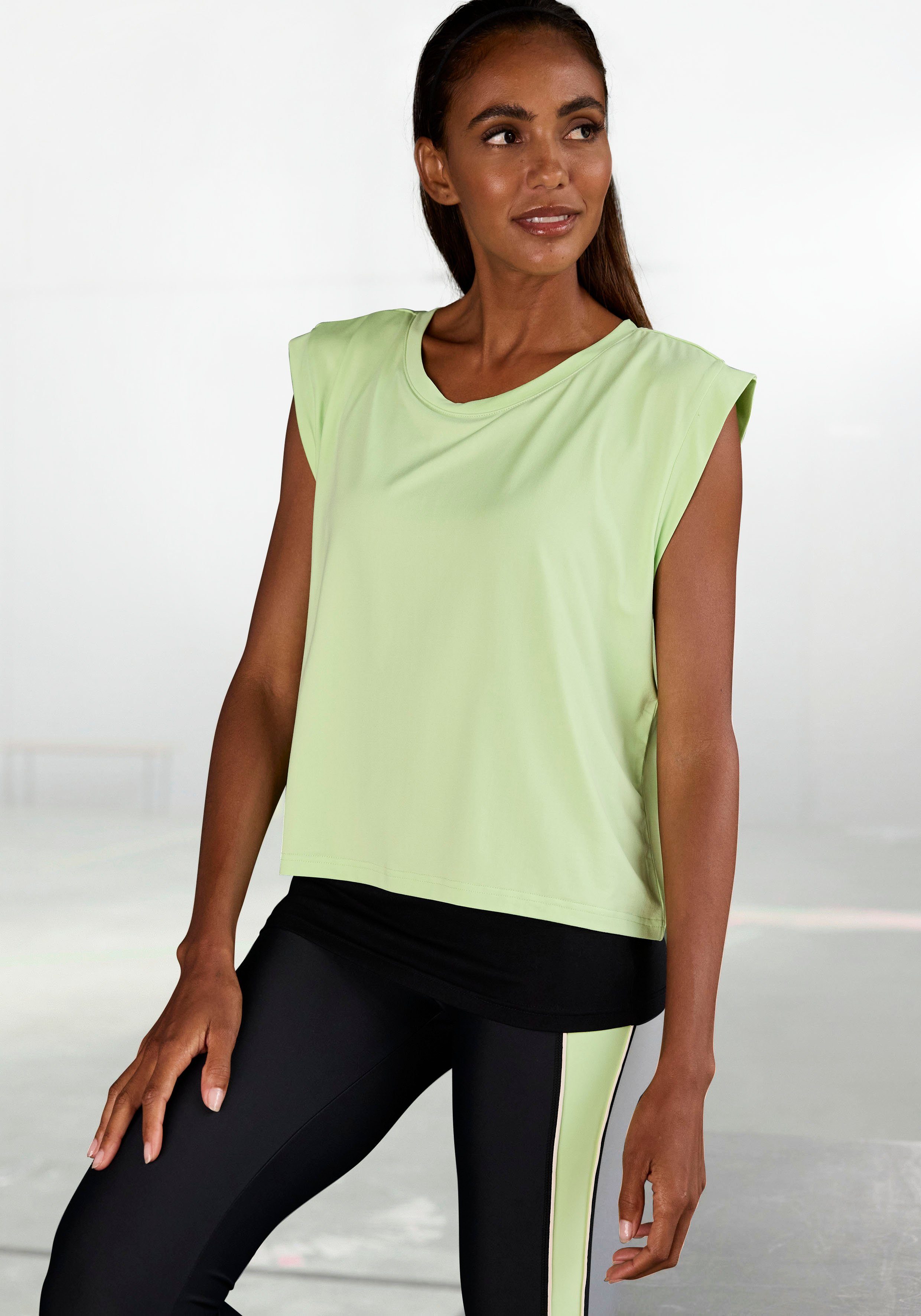 LASCANA ACTIVE 2-in-1-Shirt, Sportshirt im doppellagigen Look günstig online kaufen