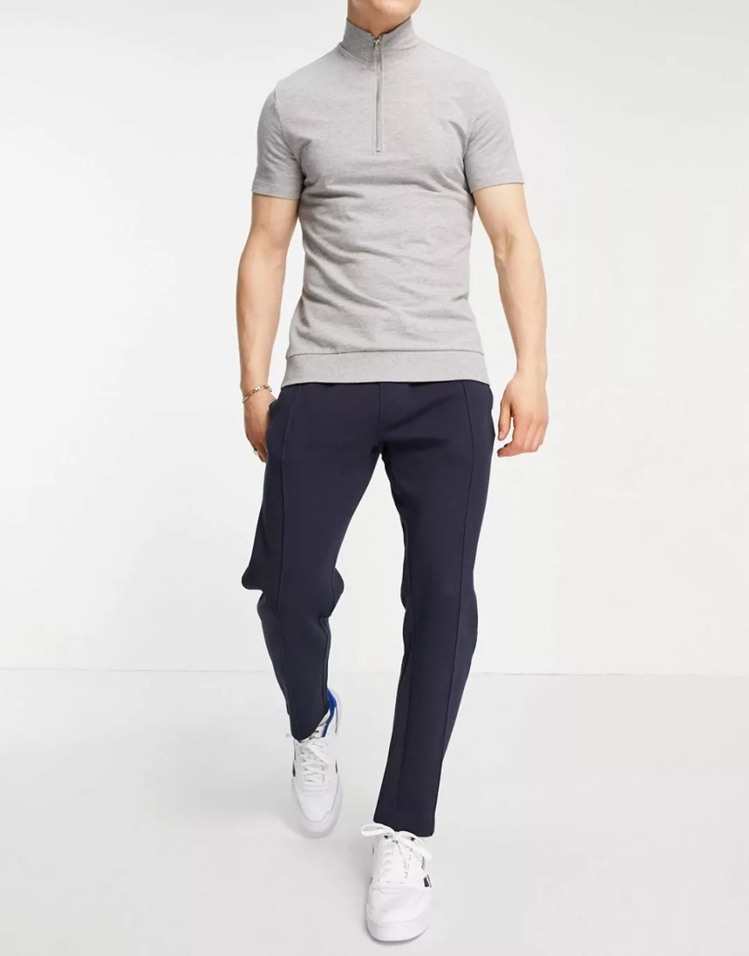 New Look – Elegante Jogginghose mit schmaler Passform in Marineblau günstig online kaufen