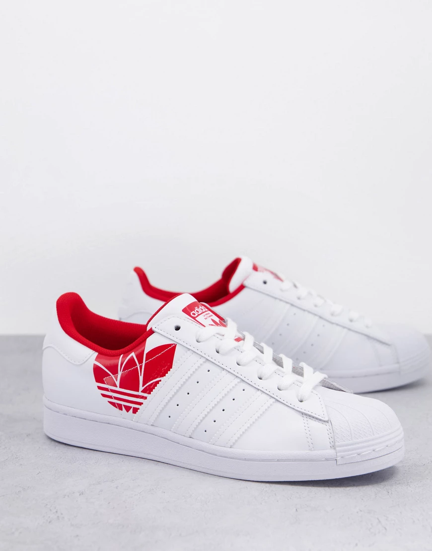 adidas Originals – Superstar – Sneaker in Weiß und Scharlachrot günstig online kaufen
