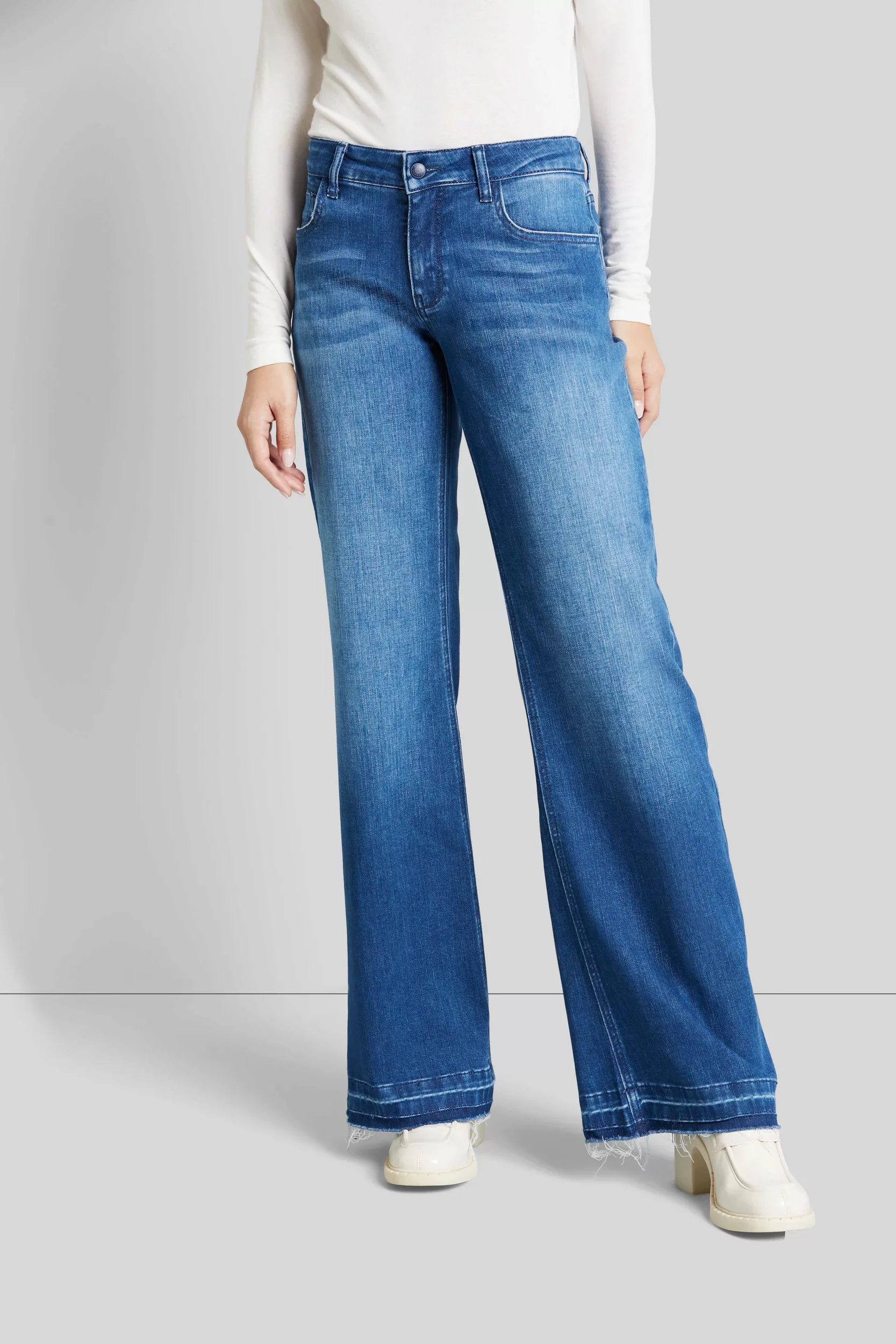 bugatti 5-Pocket-Jeans, mit geradem Beinverlauf günstig online kaufen