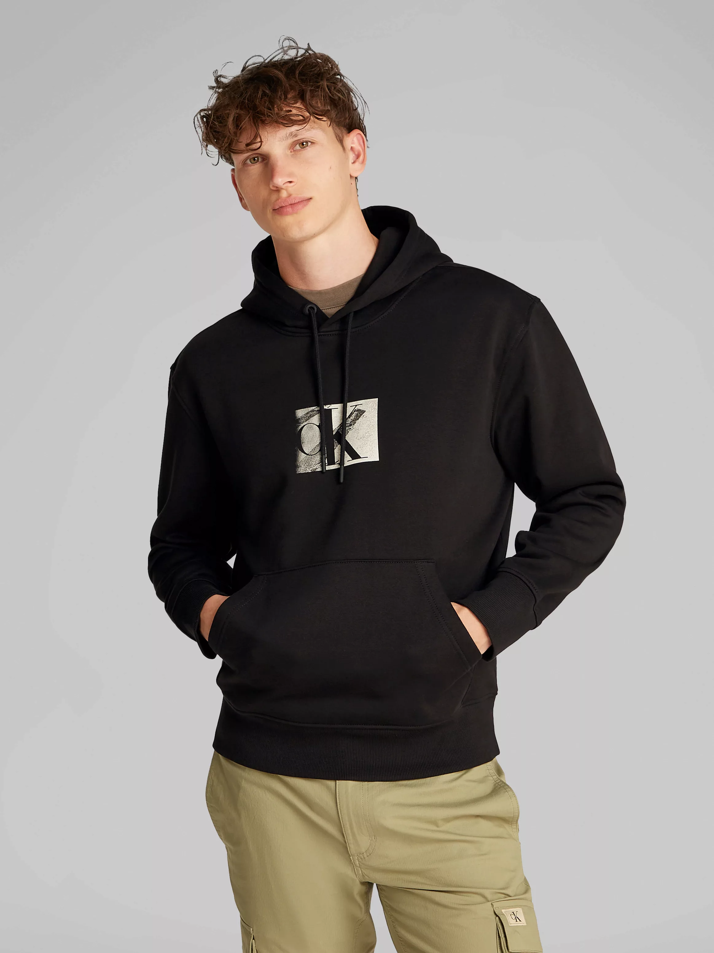 Calvin Klein Jeans Hoodie "SMALL CK BOX HOODIE", Kängurutasche, Logodruck günstig online kaufen