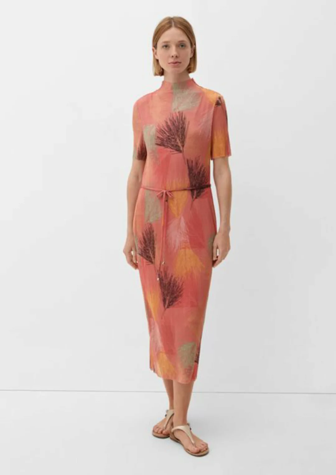 s.Oliver BLACK LABEL Maxikleid Mesh-Kleid mit Plisseefalten günstig online kaufen