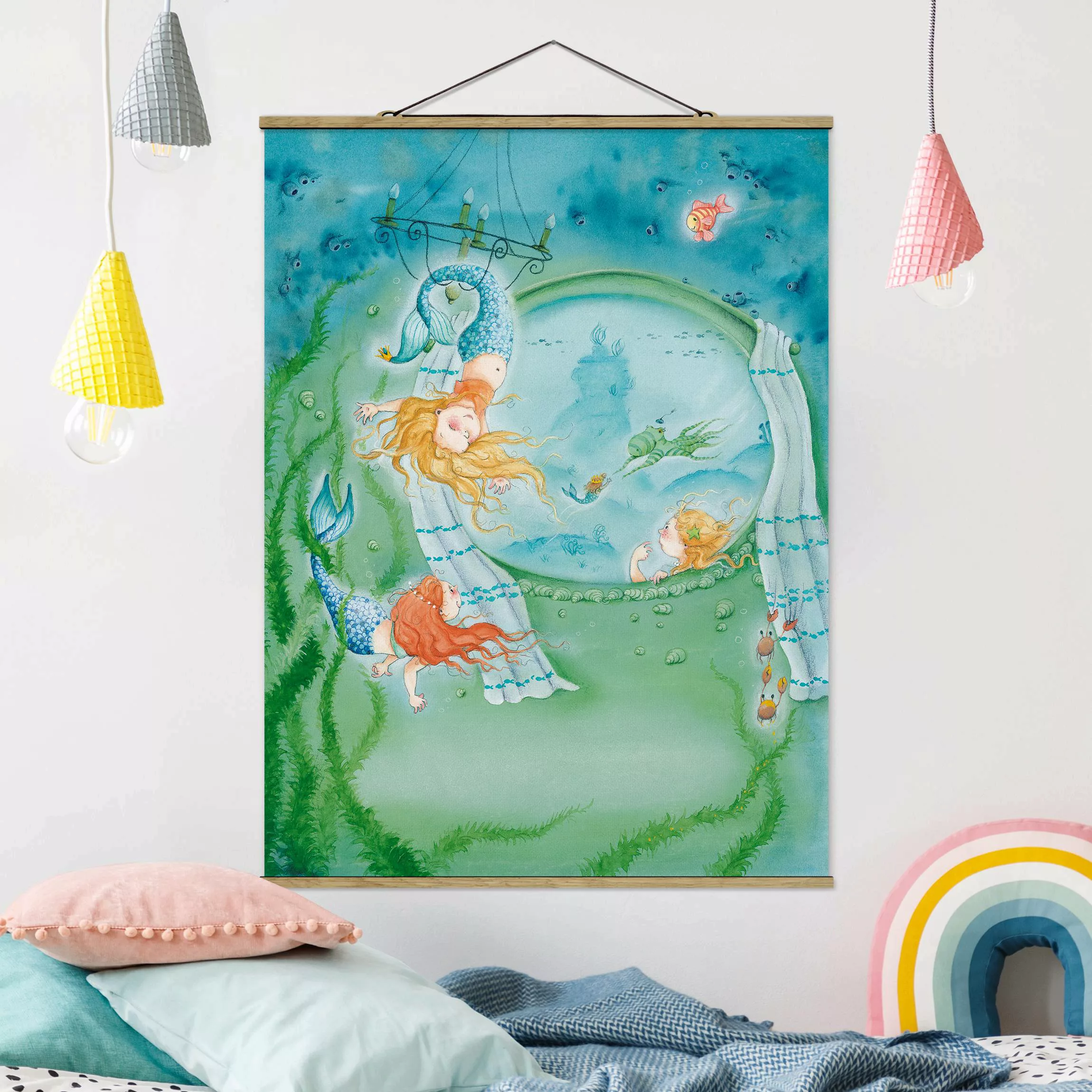 Stoffbild Kinderzimmer mit Posterleisten - Hochformat Matilda wird Akrobati günstig online kaufen