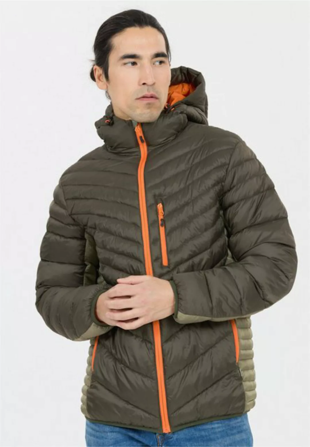 WHISTLER Outdoorjacke Trival im leichtgewichtigen und wasserabweisenden Des günstig online kaufen