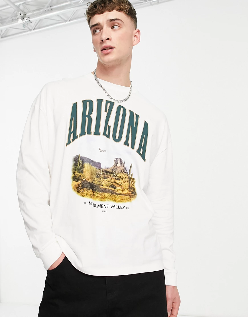 ASOS DESIGN – Langärmliges Oversize-Shirt mit „Arizona“-Cityprint-Weiß günstig online kaufen
