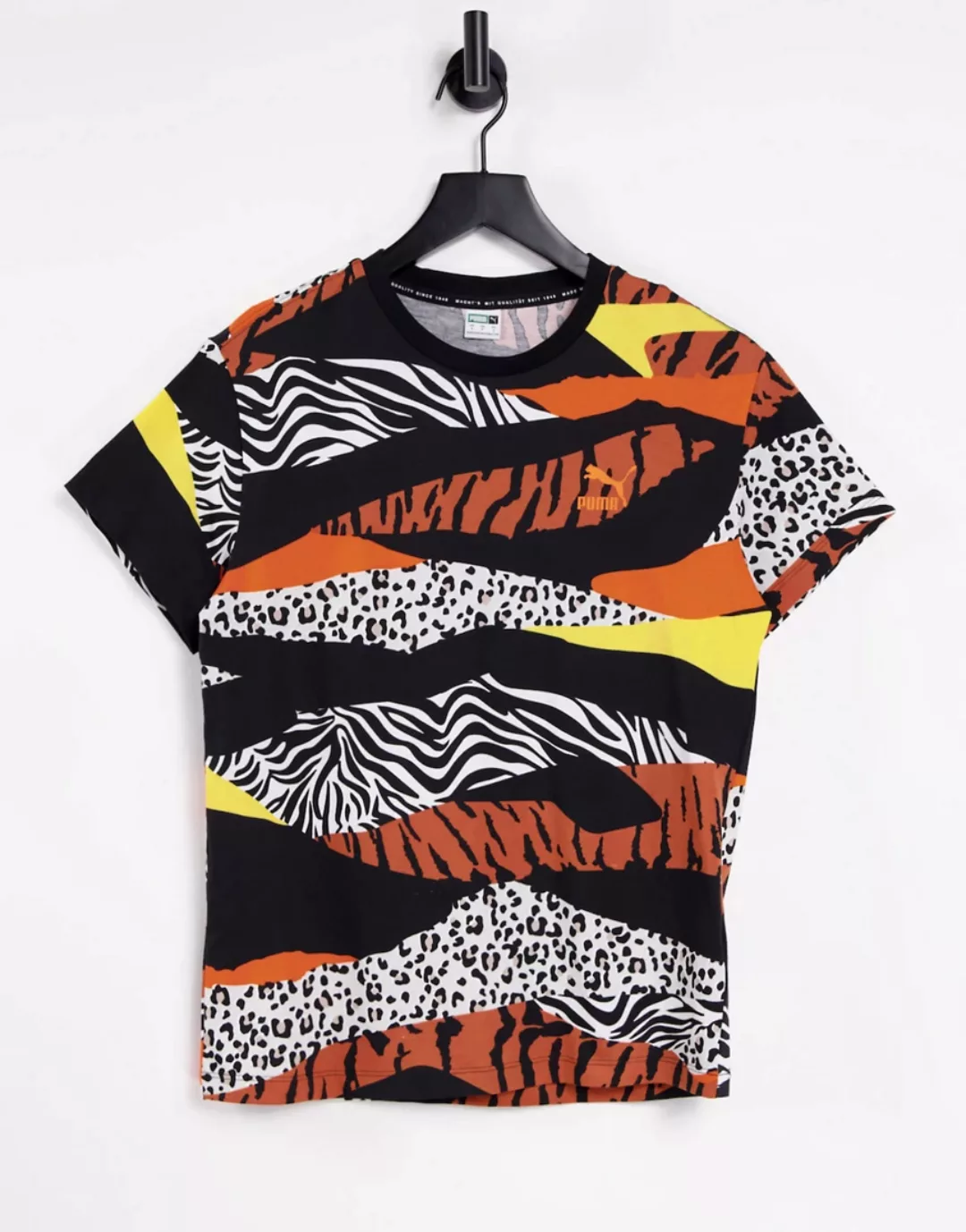 Puma – Classic AOP – T-Shirt mit Animal-Print und Logo in Bunt-Weiß günstig online kaufen