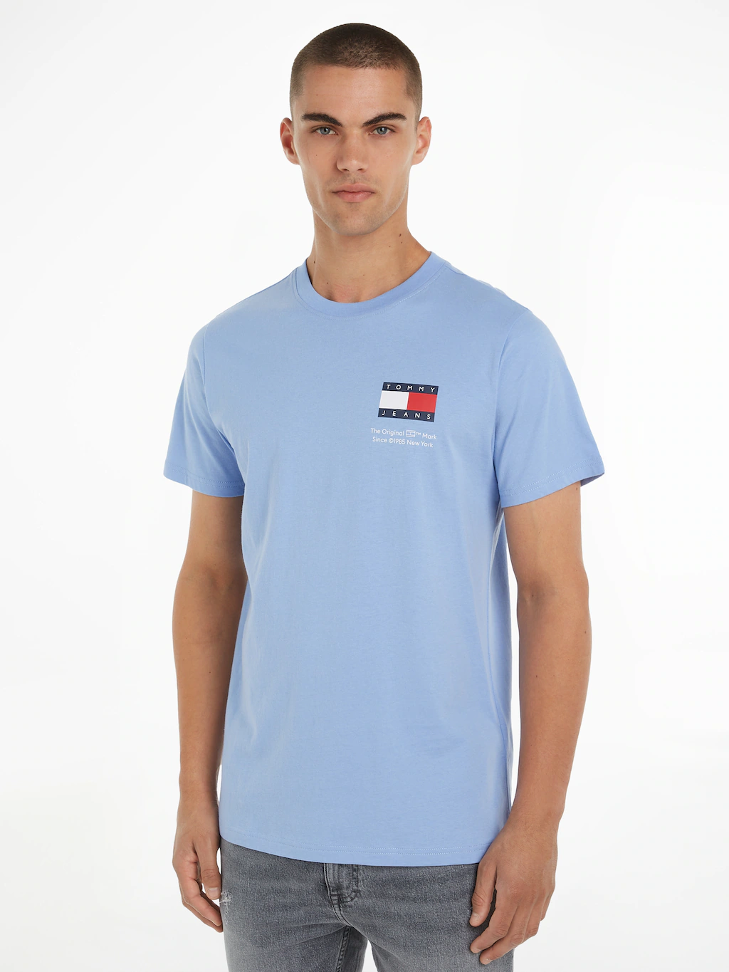 Tommy Jeans T-Shirt "TJM SLIM ESSENTIAL FLAG TEE EXT", mit Rundhalsausschni günstig online kaufen