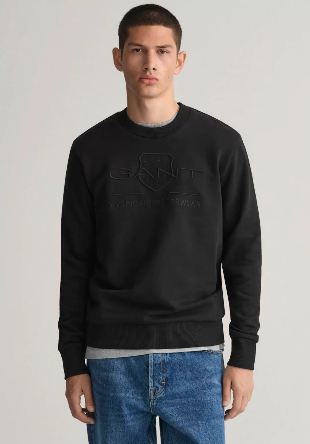 Gant Sweatshirt D1. TONAL ARCHIVE SHIELD C-NECK mit Logostickerei auf der B günstig online kaufen